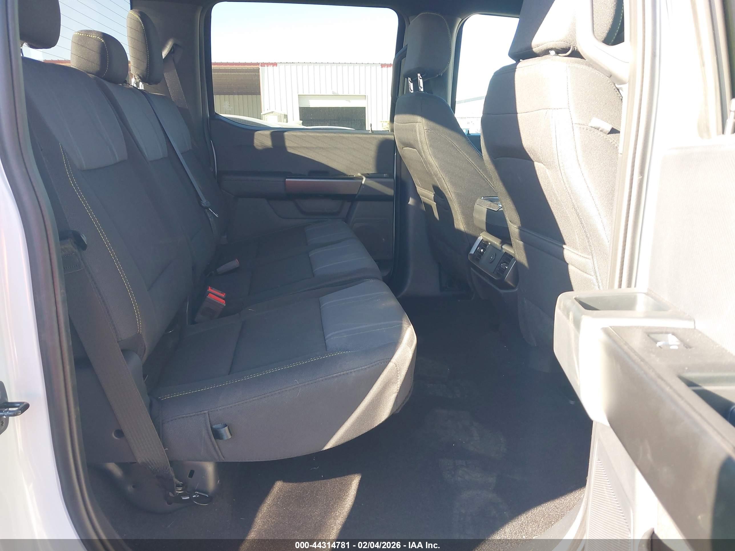 FORD F-150 image 8