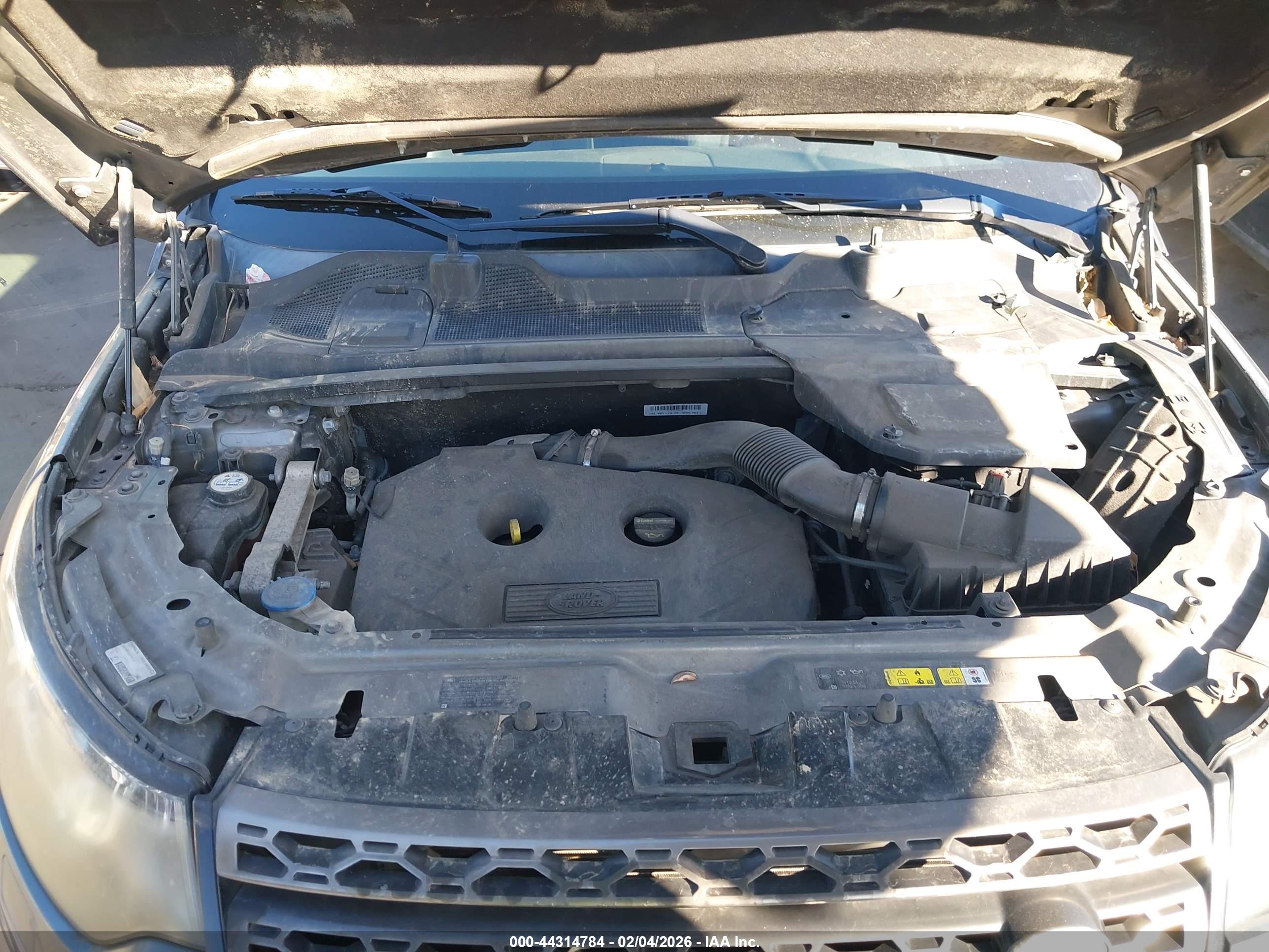 LAND ROVER image 10