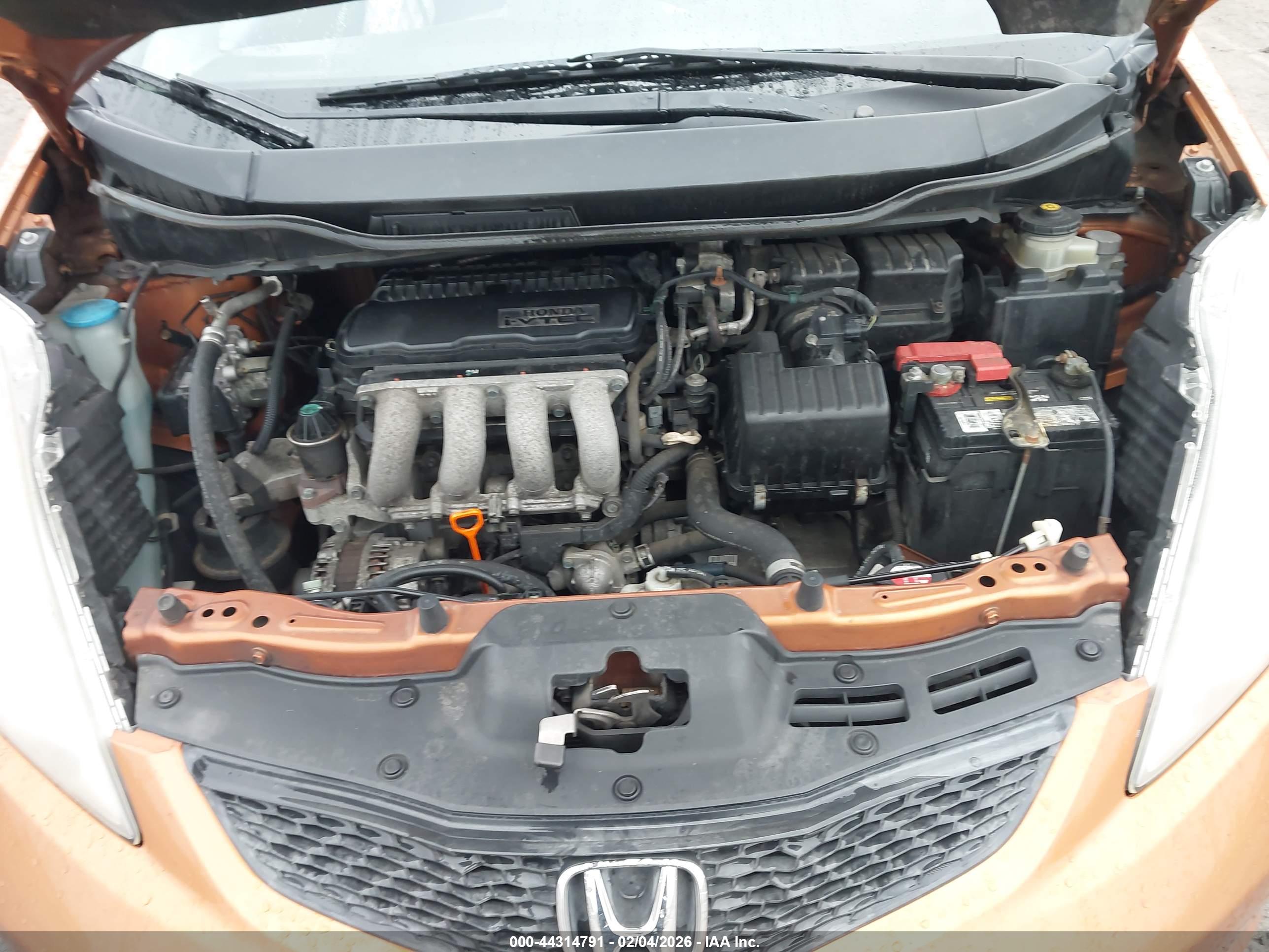 HONDA FIT image 10