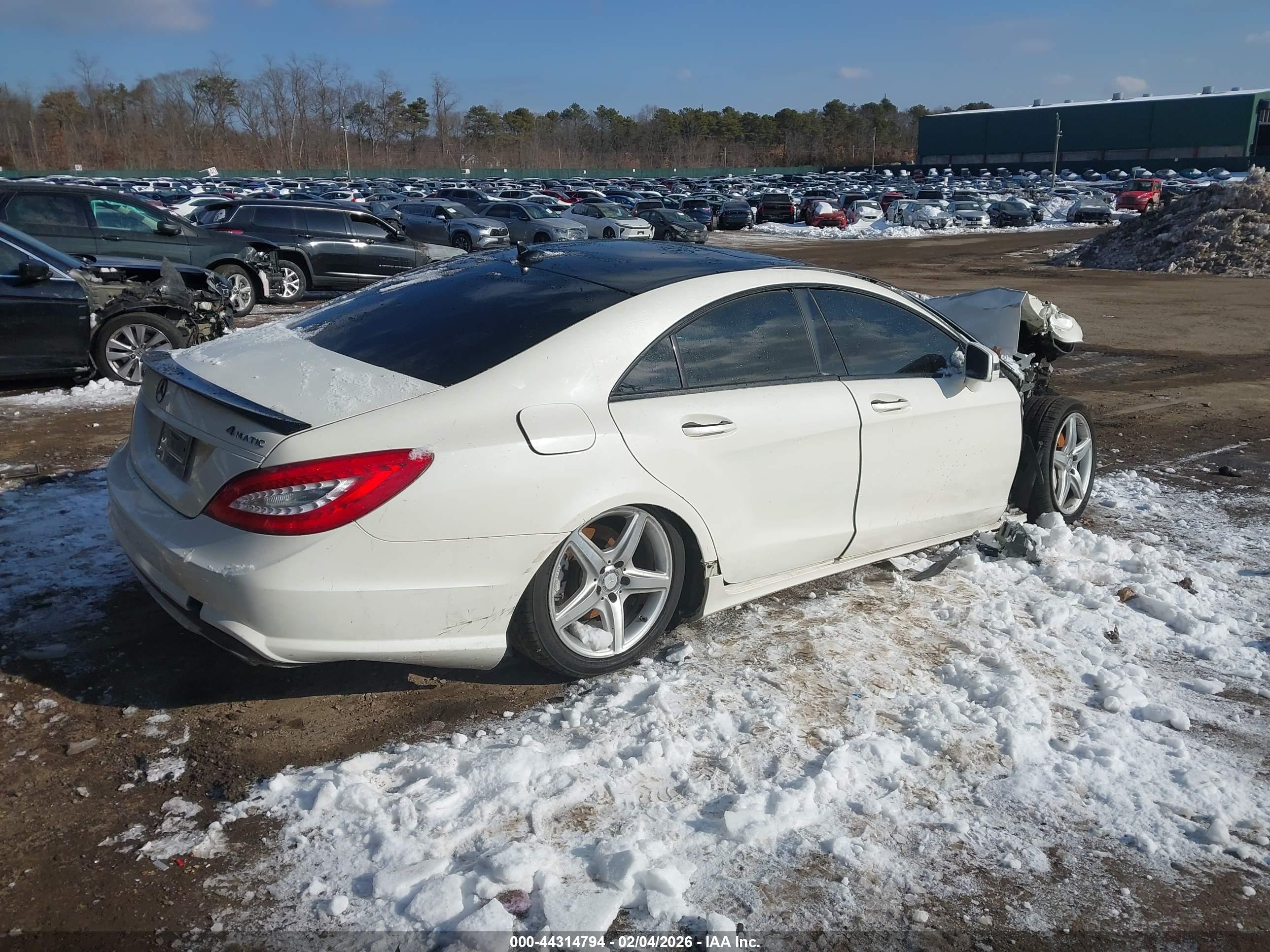 MERCEDES-BENZ CLS image 4
