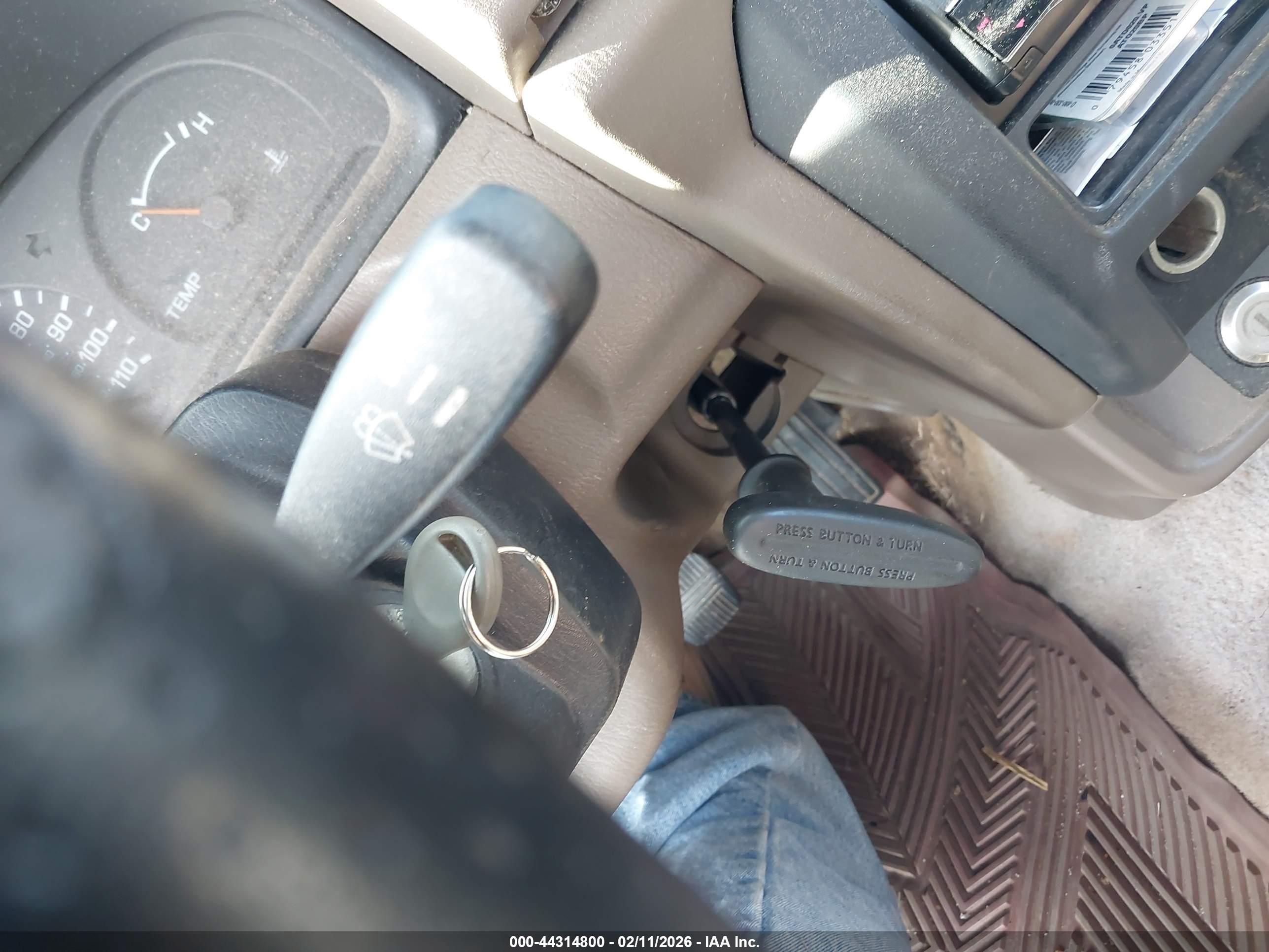 NISSAN FRONTIER image 11