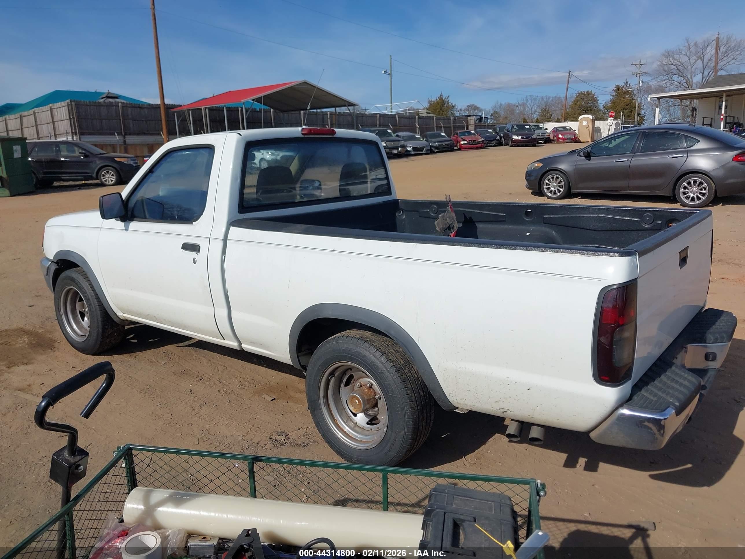 NISSAN FRONTIER image 3