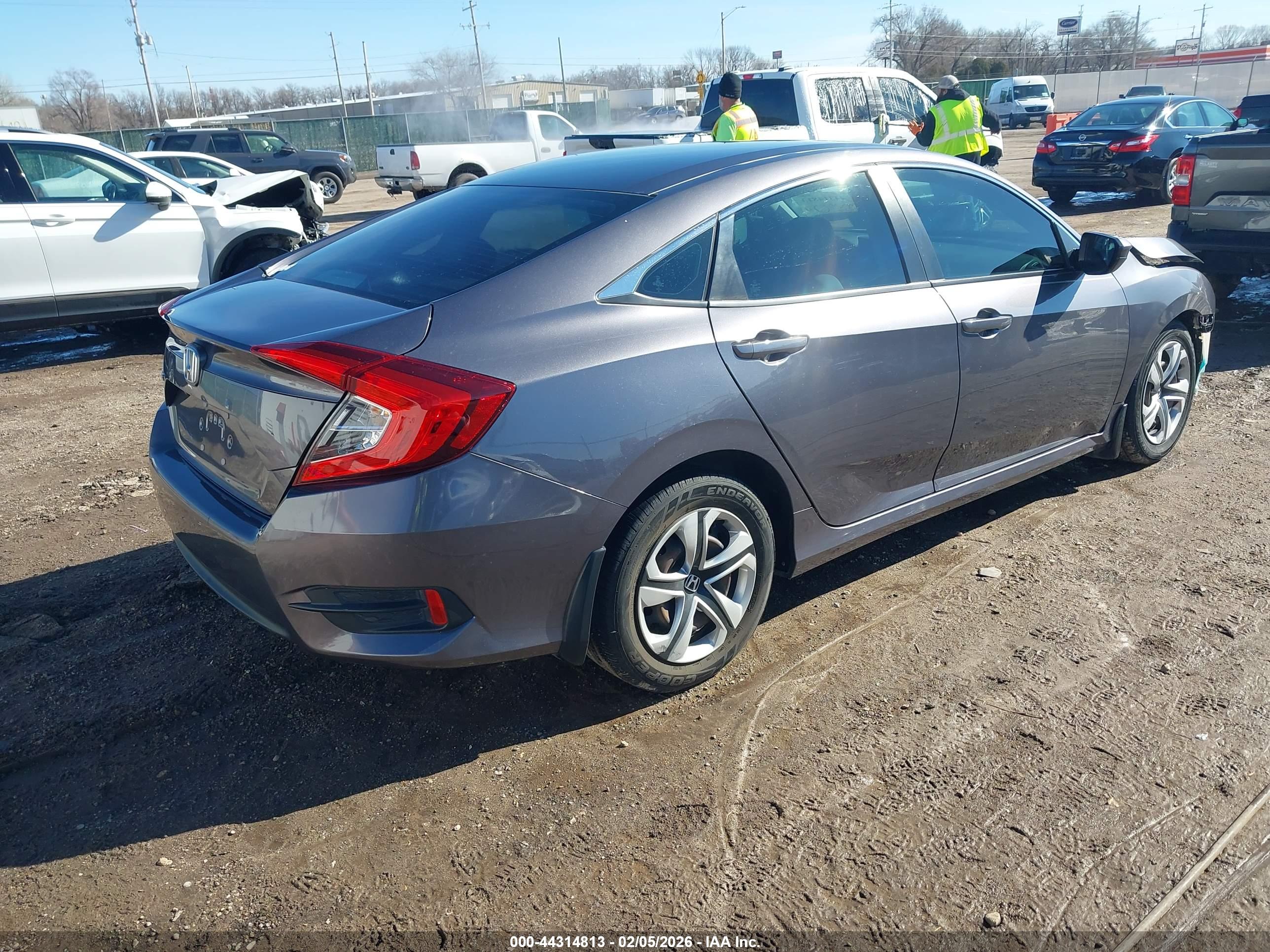 HONDA CIVIC image 4