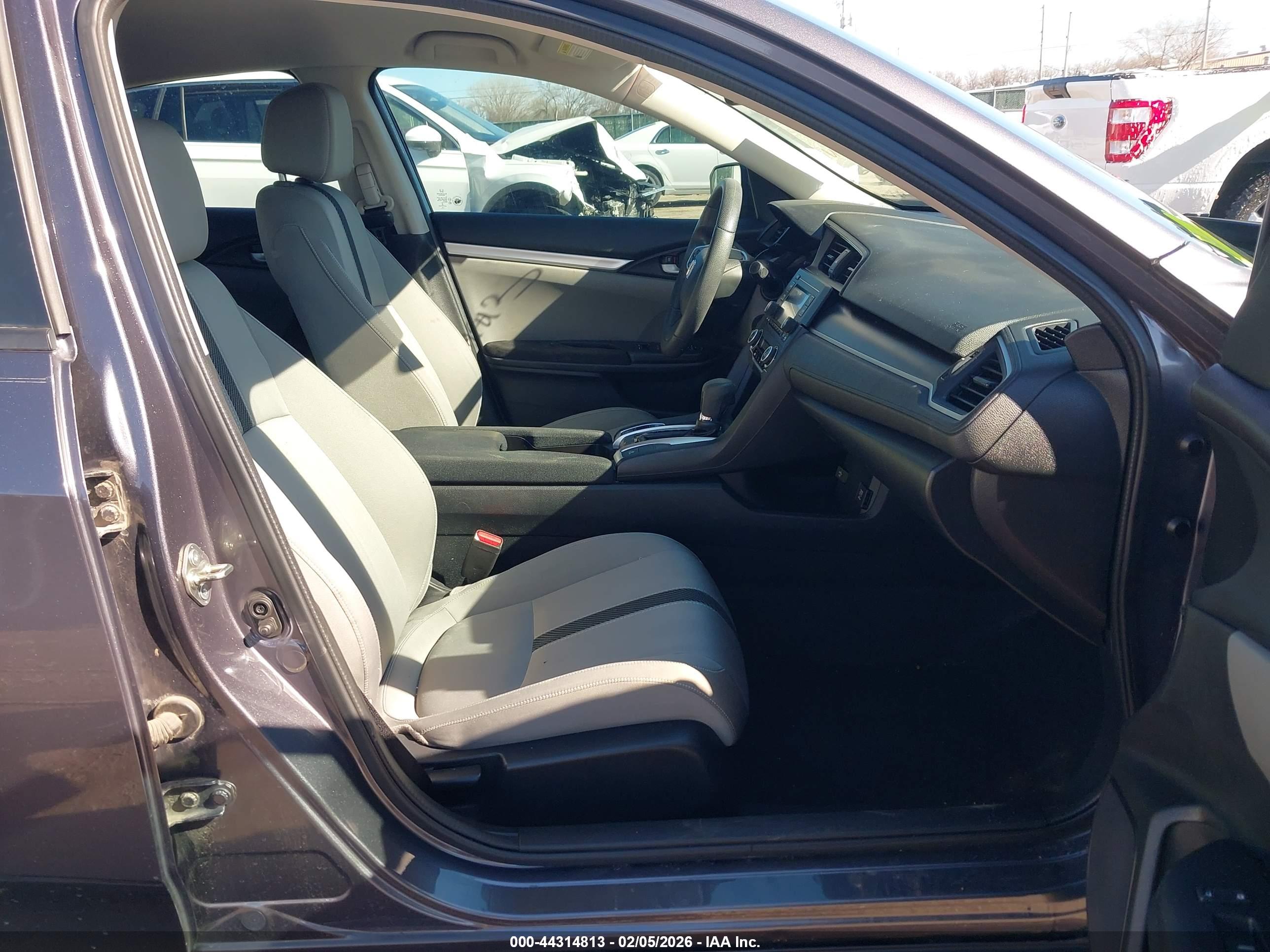 HONDA CIVIC image 5