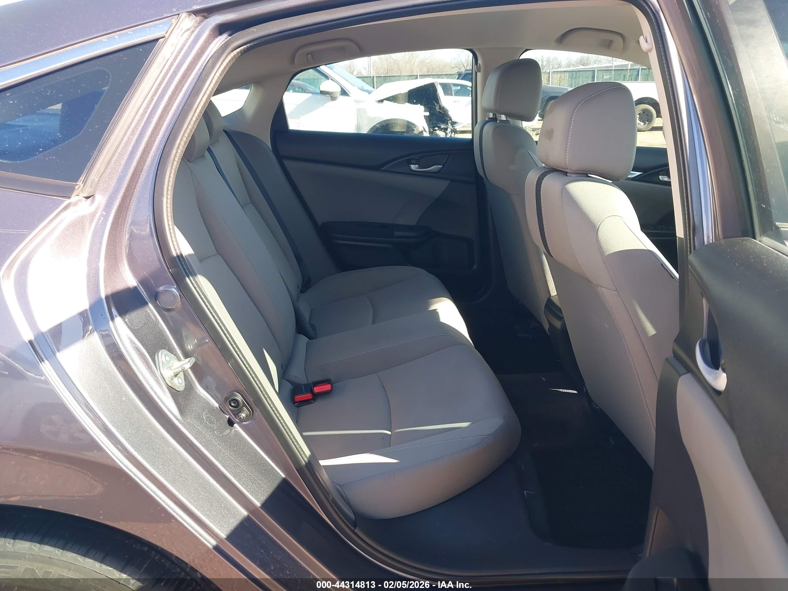 HONDA CIVIC image 8