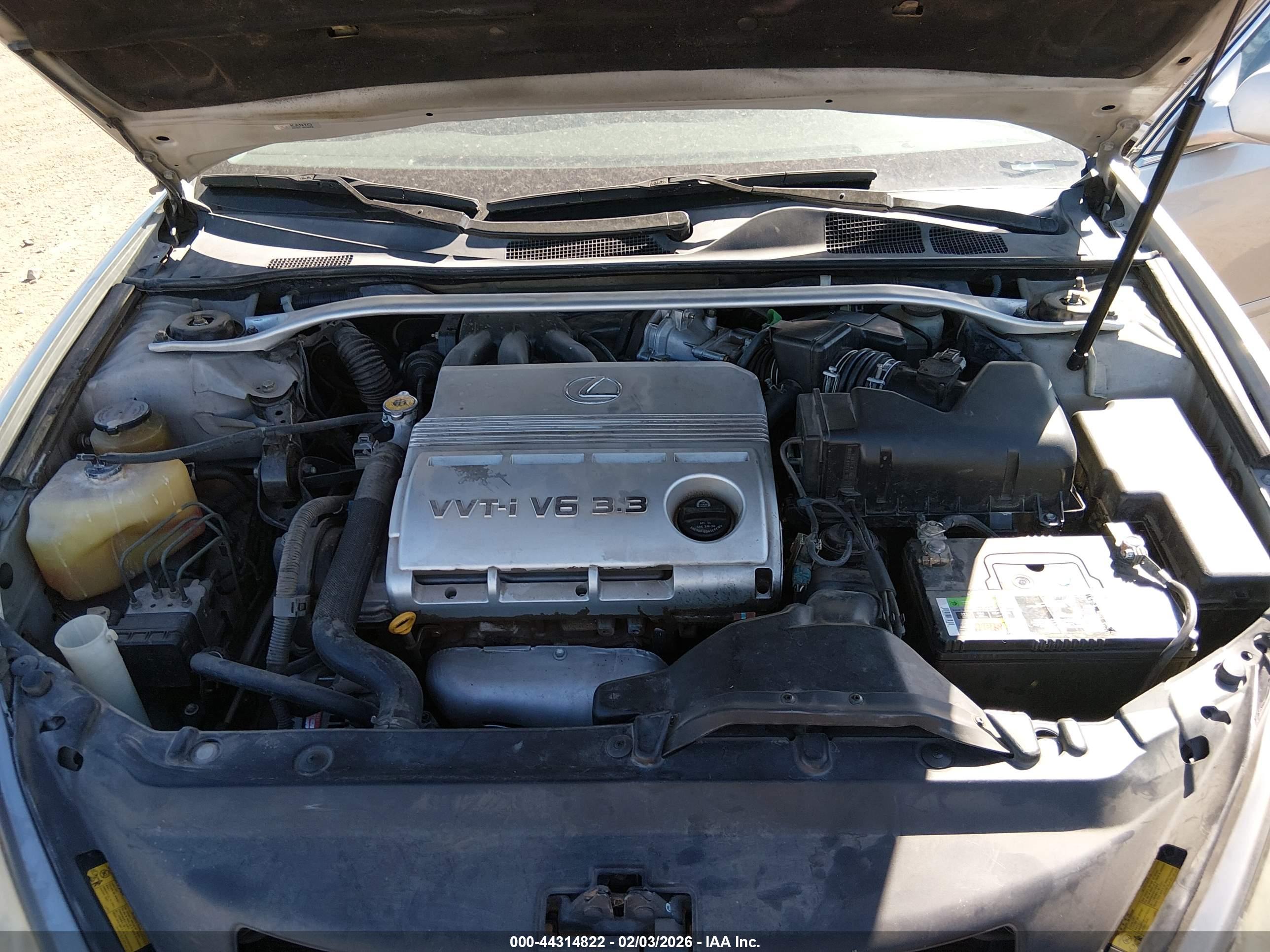 LEXUS ES image 10