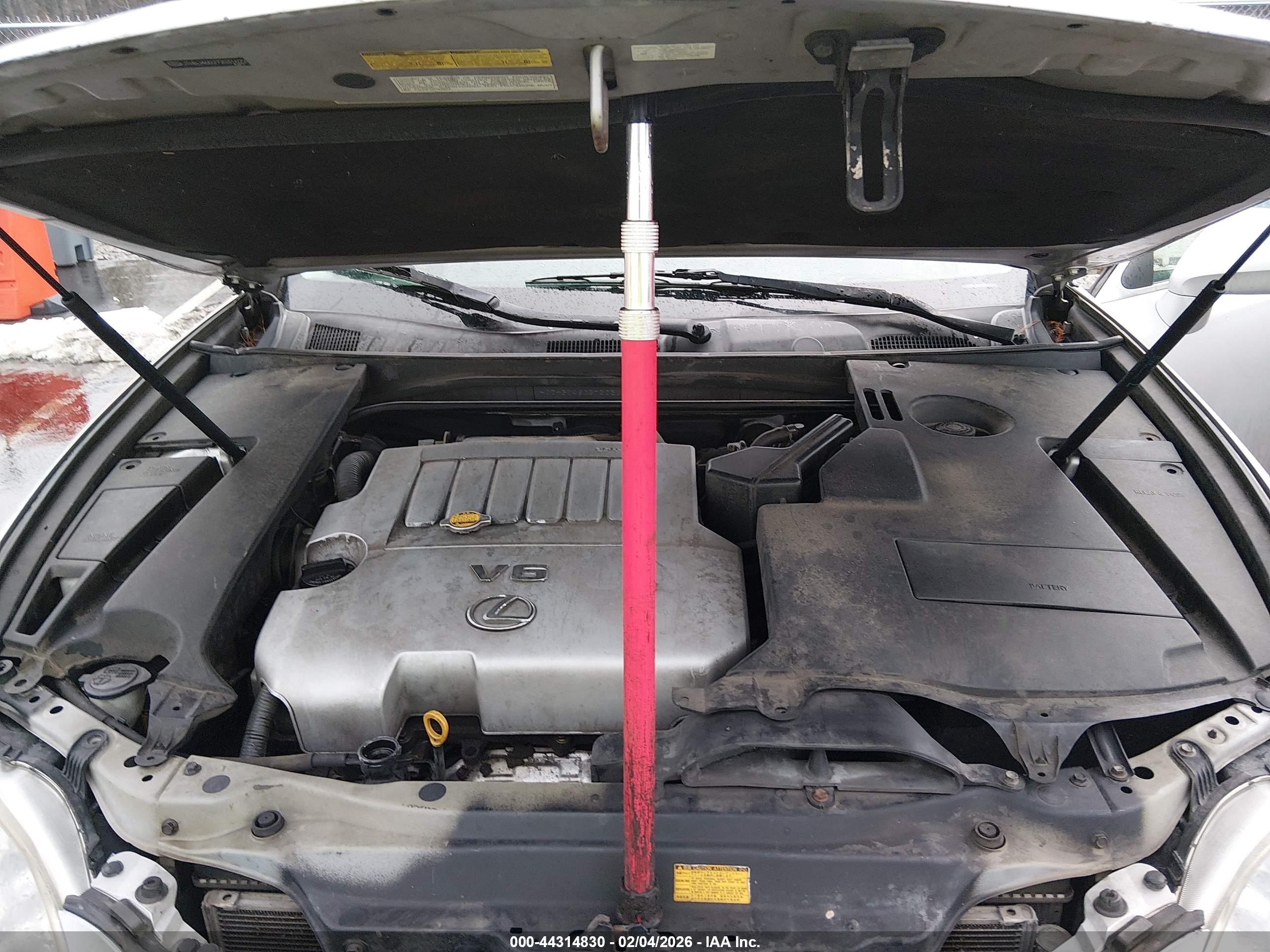 LEXUS ES image 10
