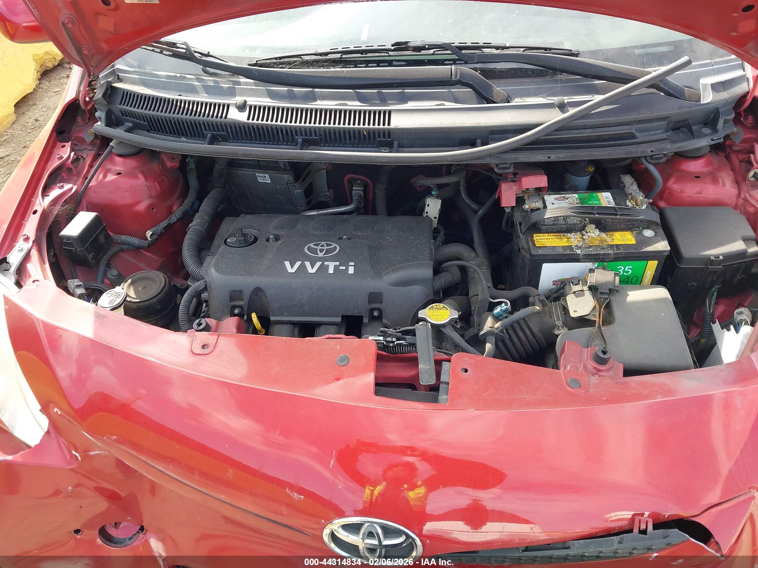 TOYOTA YARIS image 10