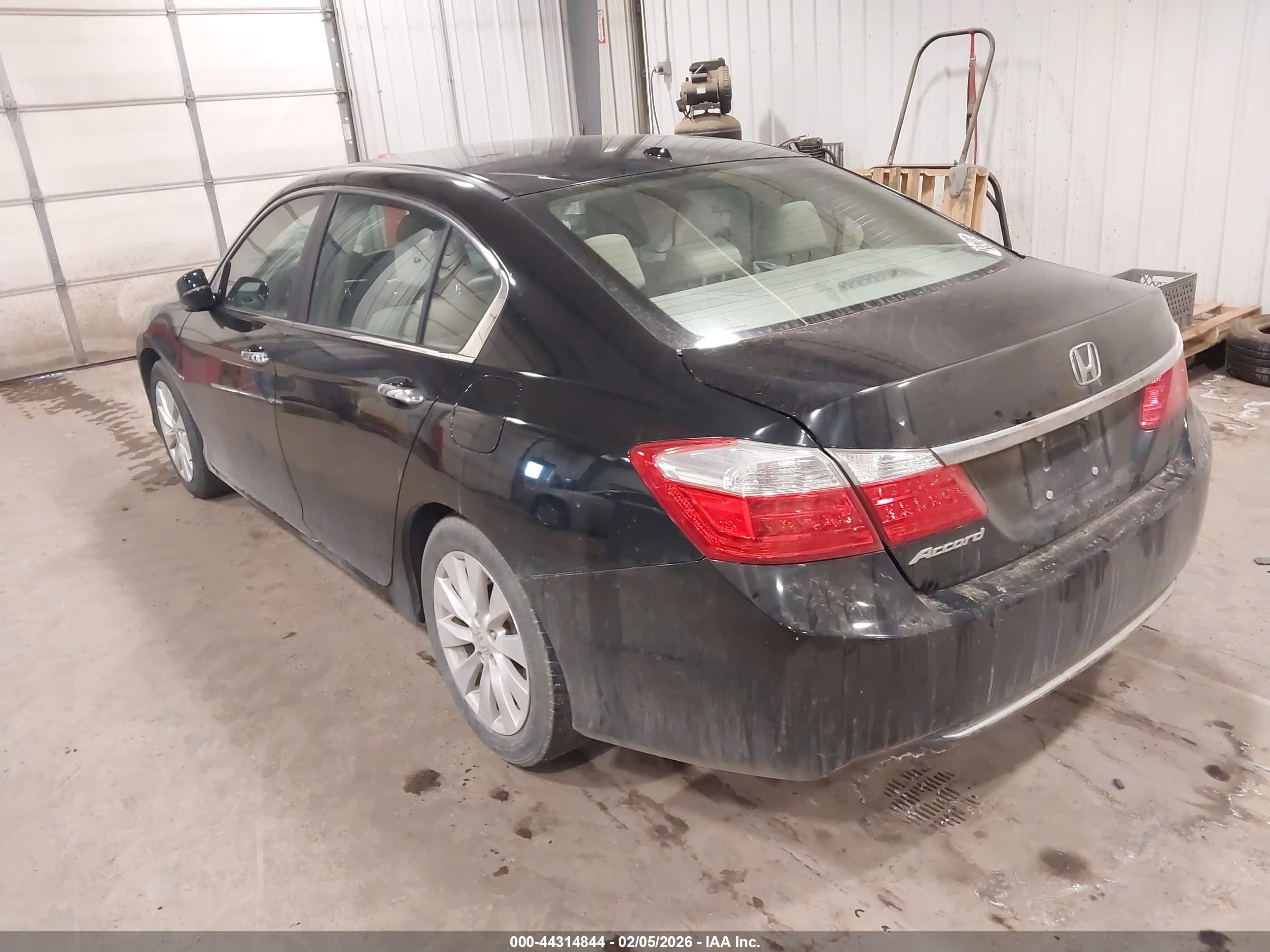 HONDA ACCORD image 3