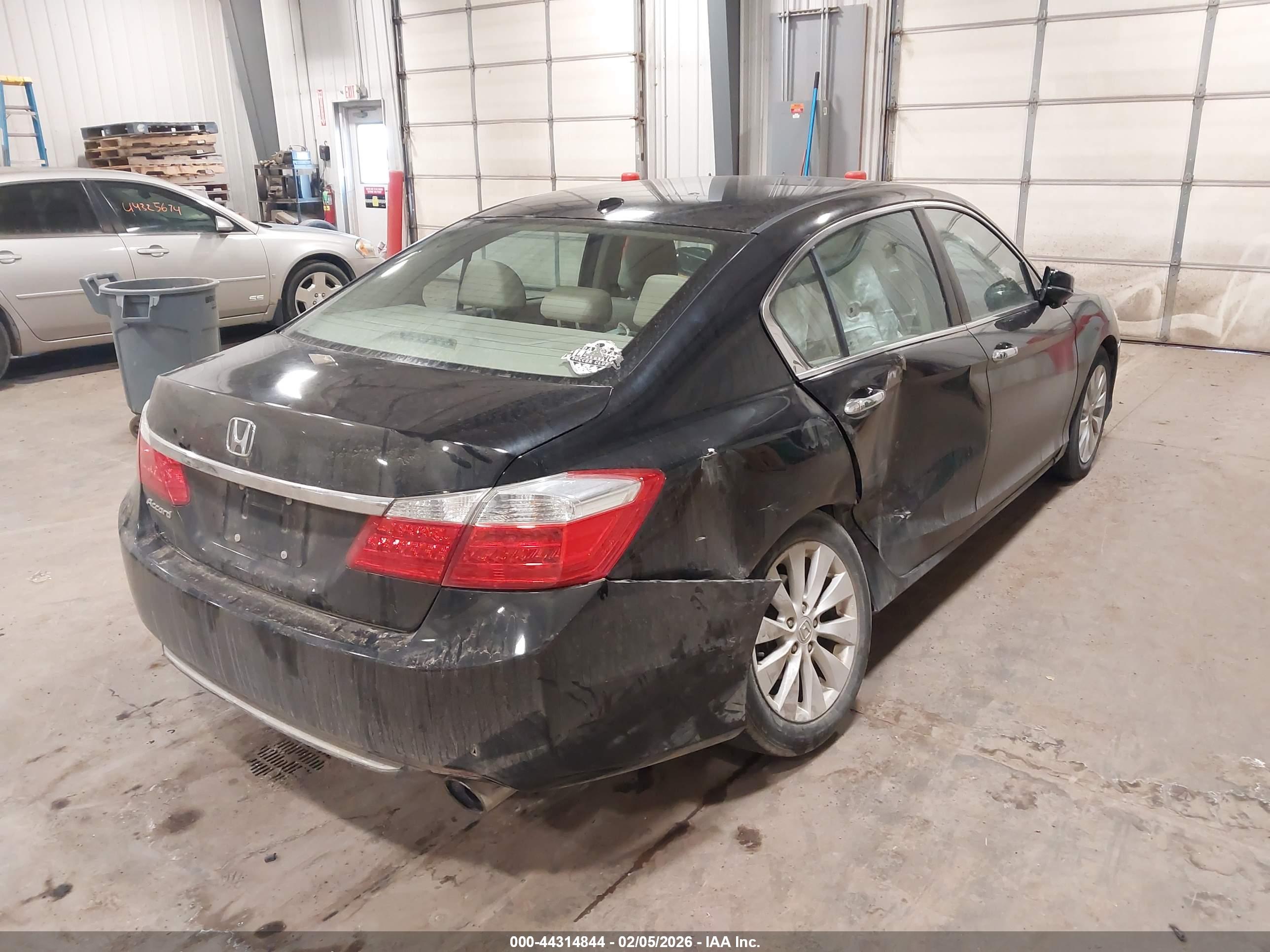 HONDA ACCORD image 4
