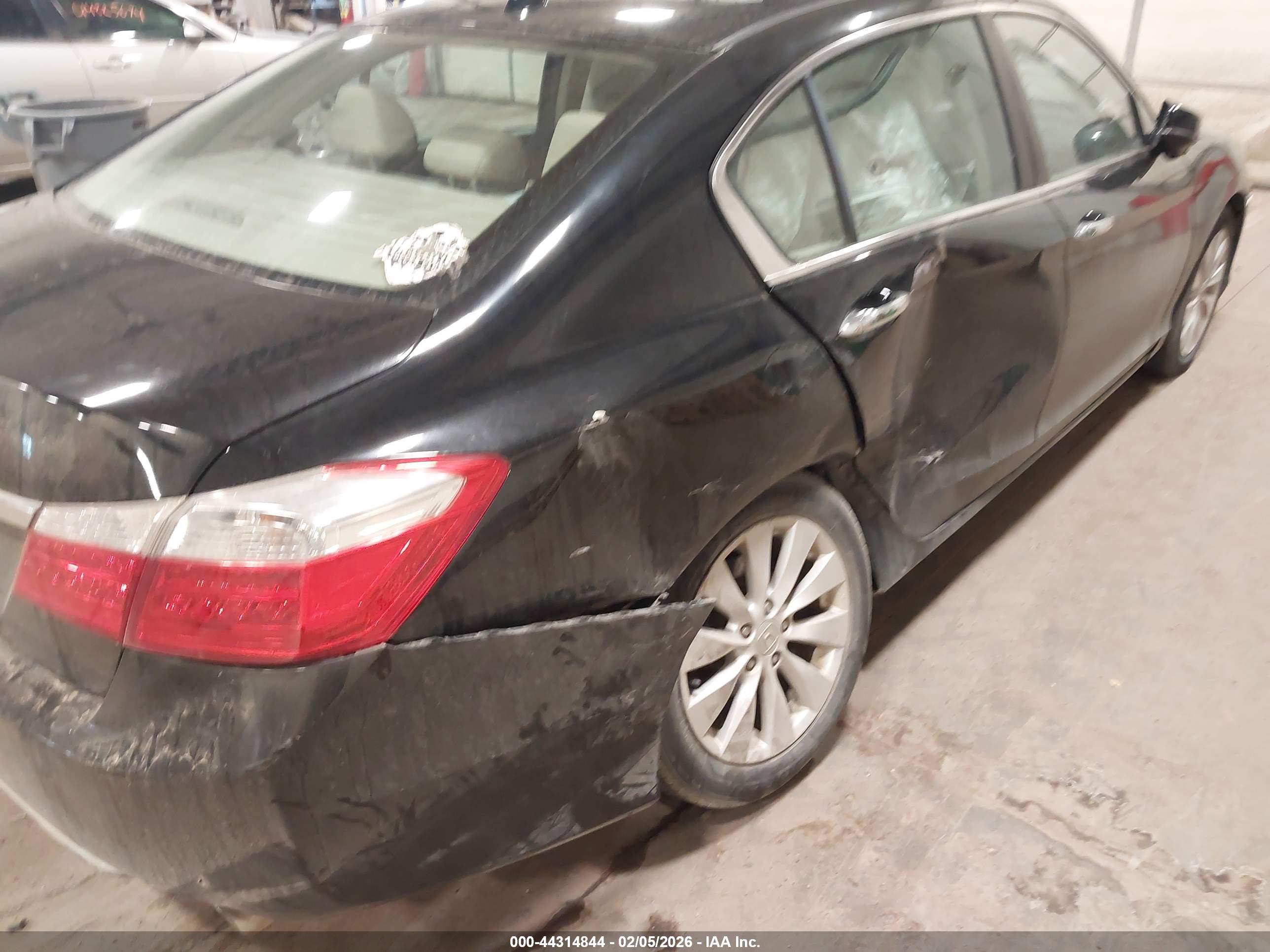 HONDA ACCORD image 6