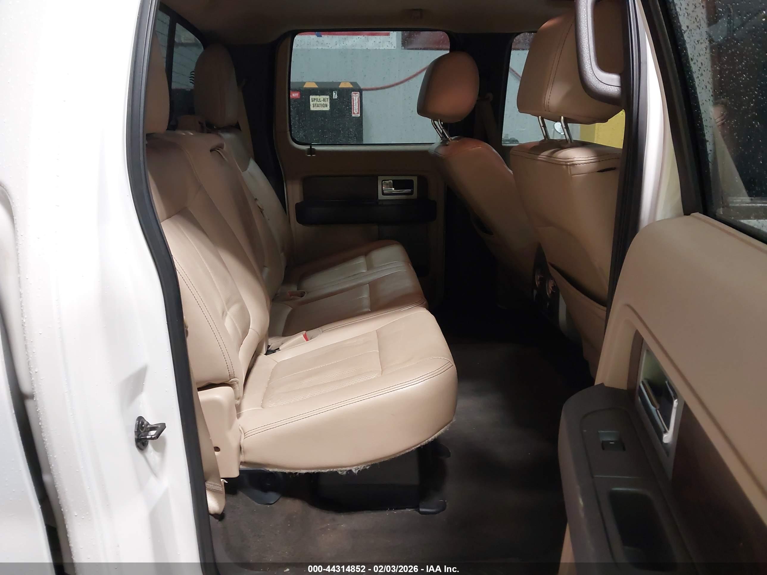 FORD F-150 image 8