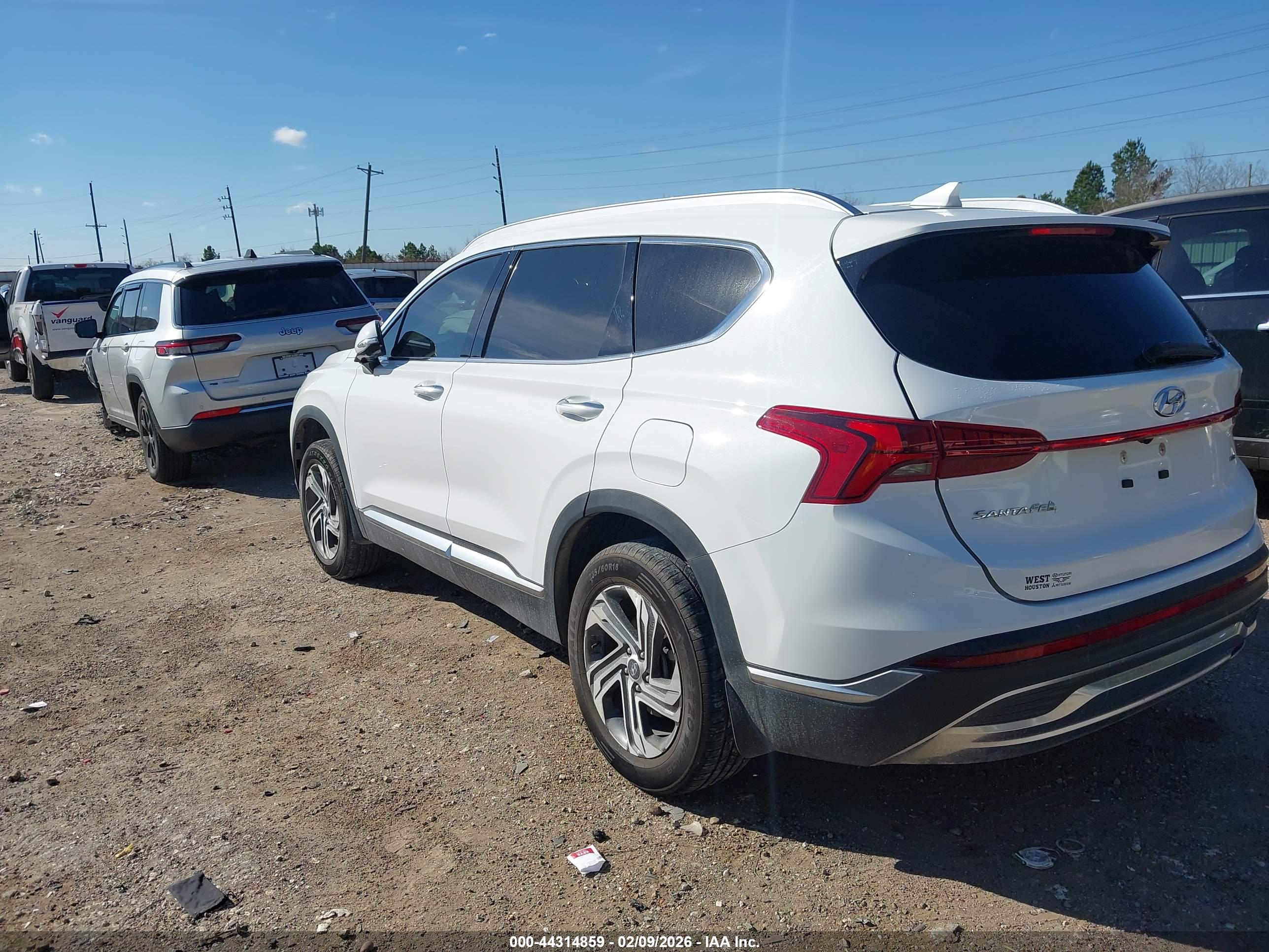 HYUNDAI SANTA image 3
