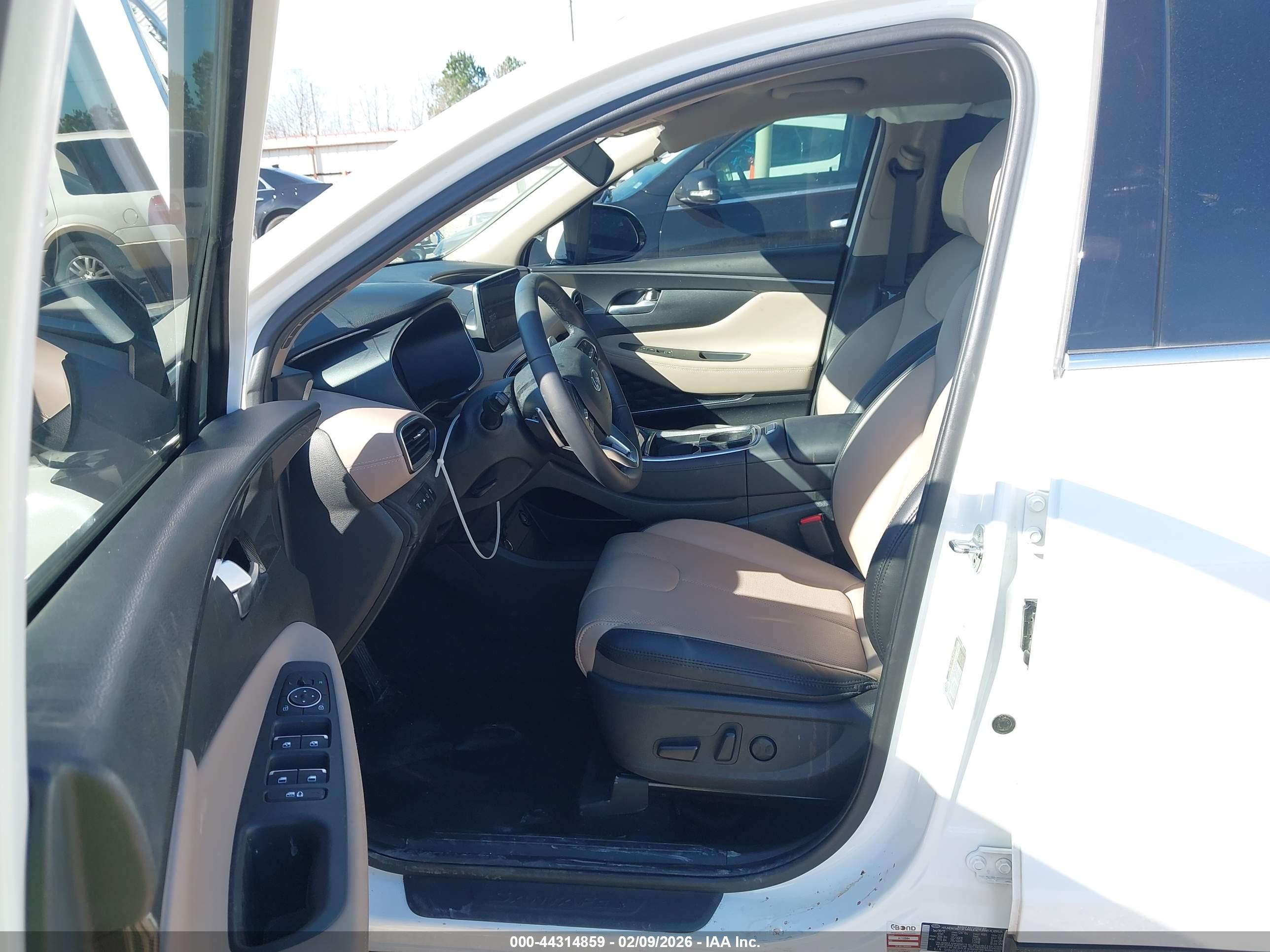 HYUNDAI SANTA image 5