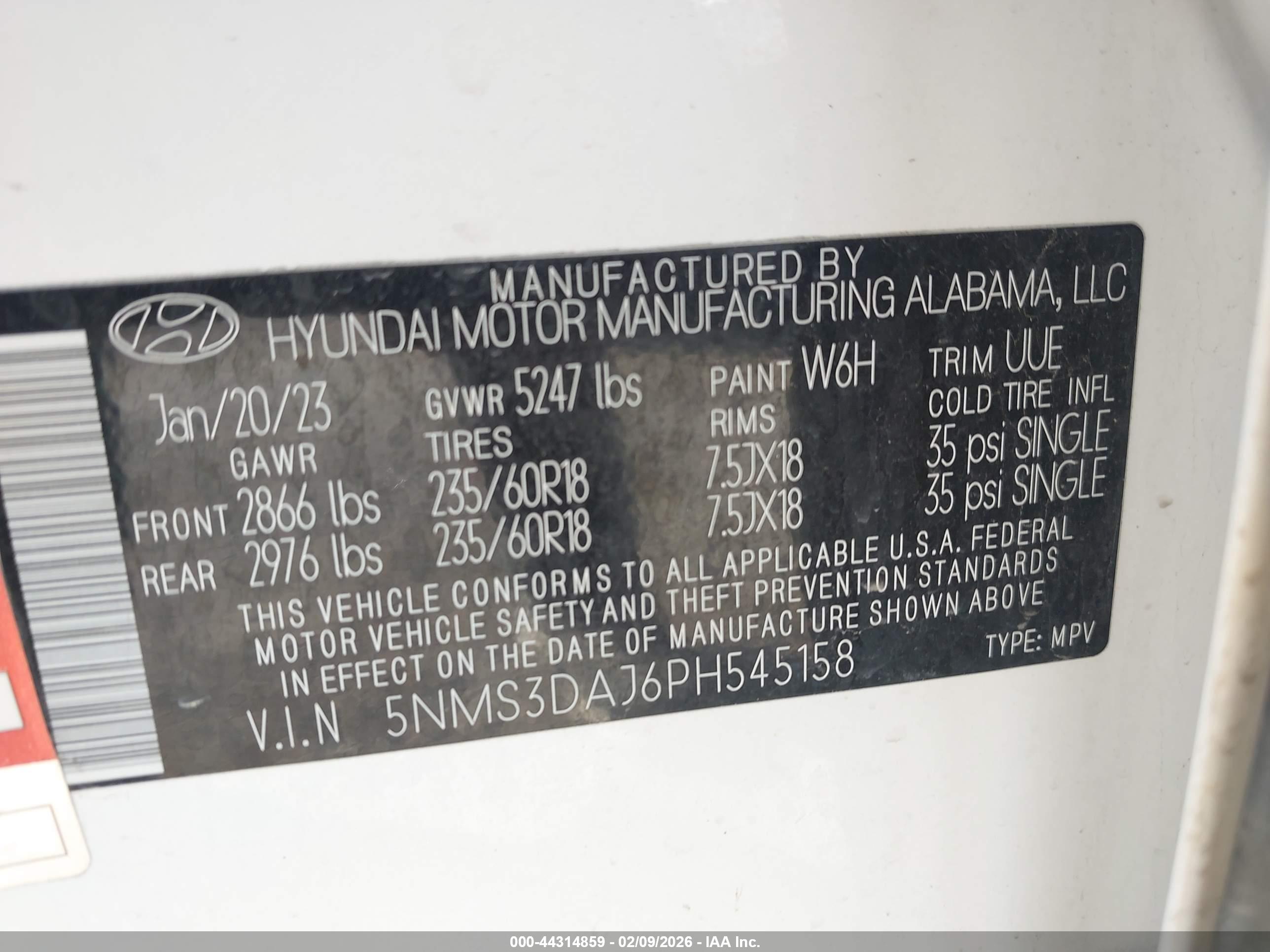 HYUNDAI SANTA image 9