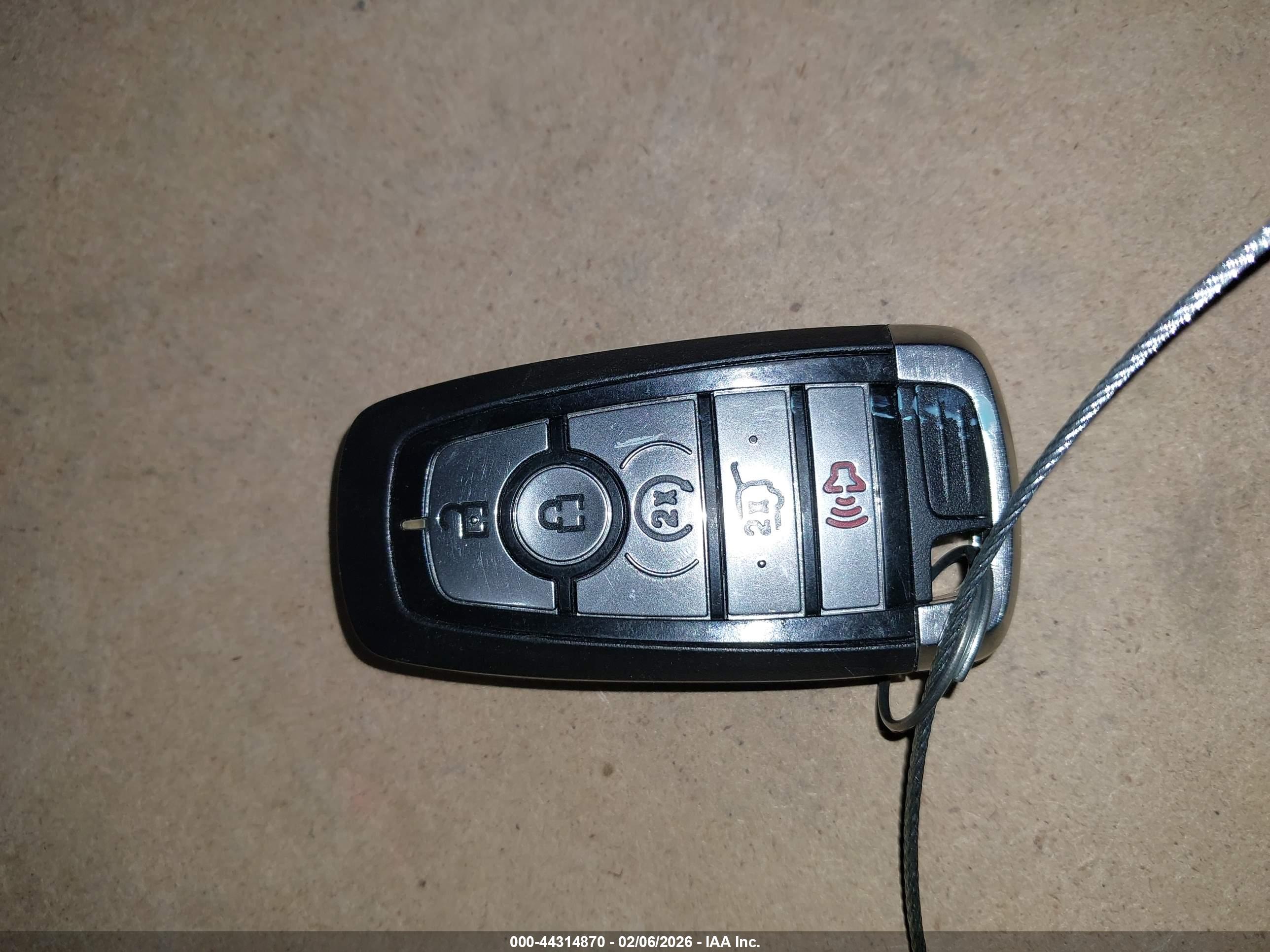 FORD ESCAPE image 11