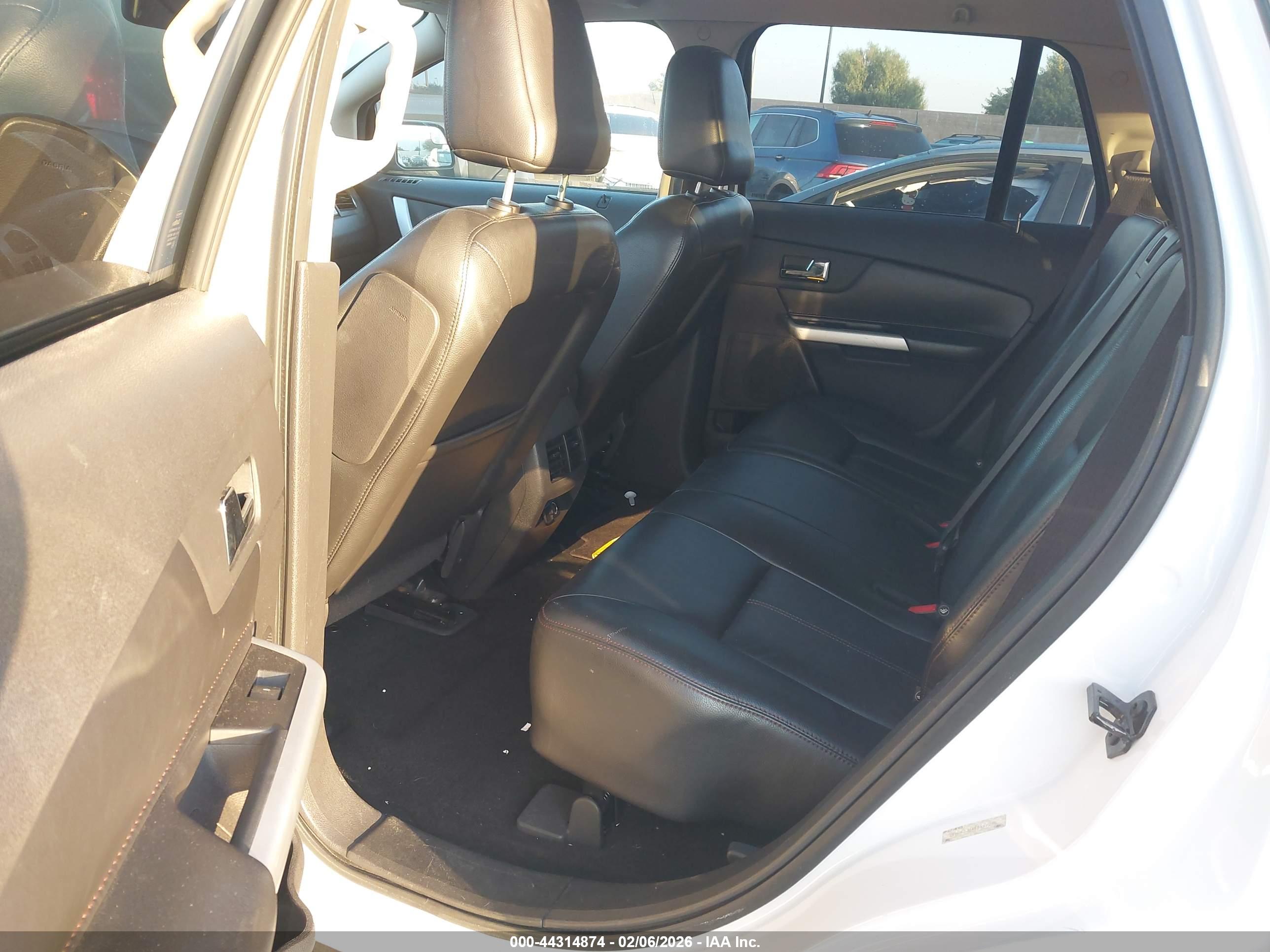 FORD EDGE image 8