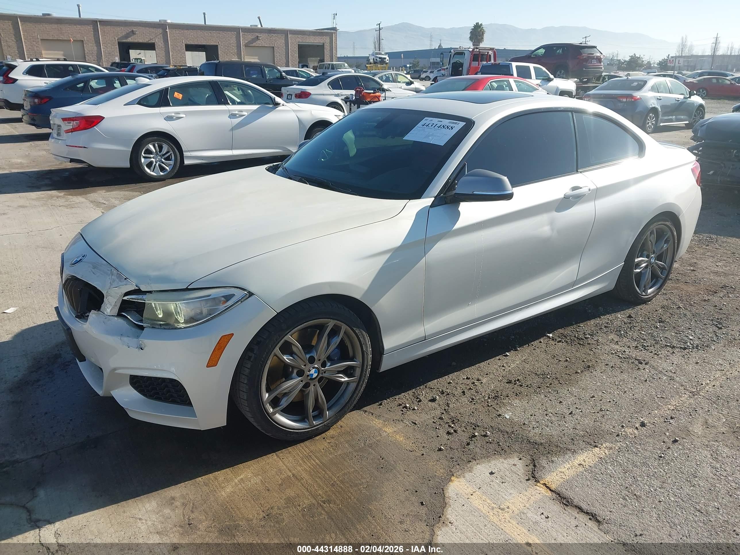 BMW M235 image 2