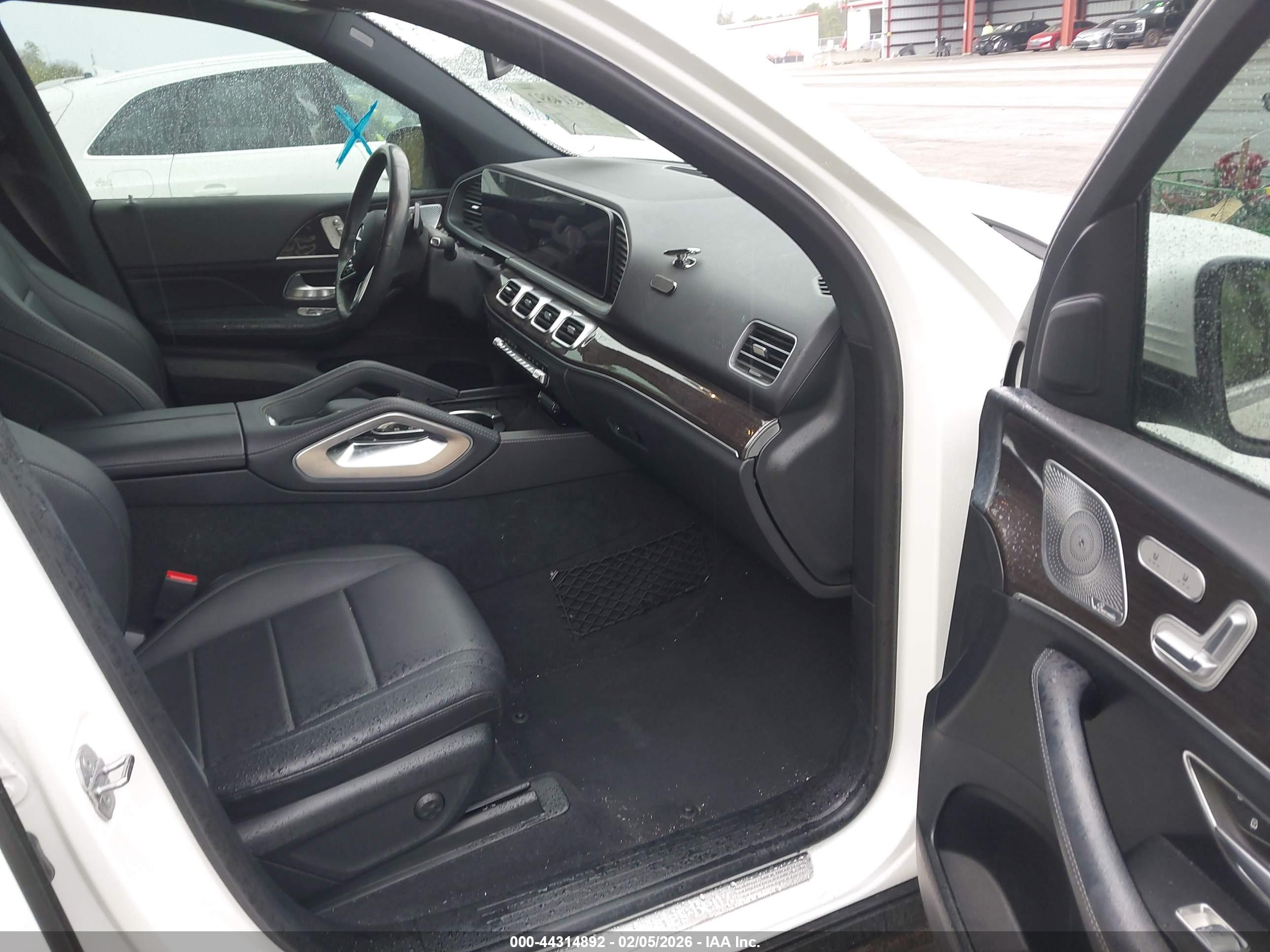 MERCEDES-BENZ GLE image 5