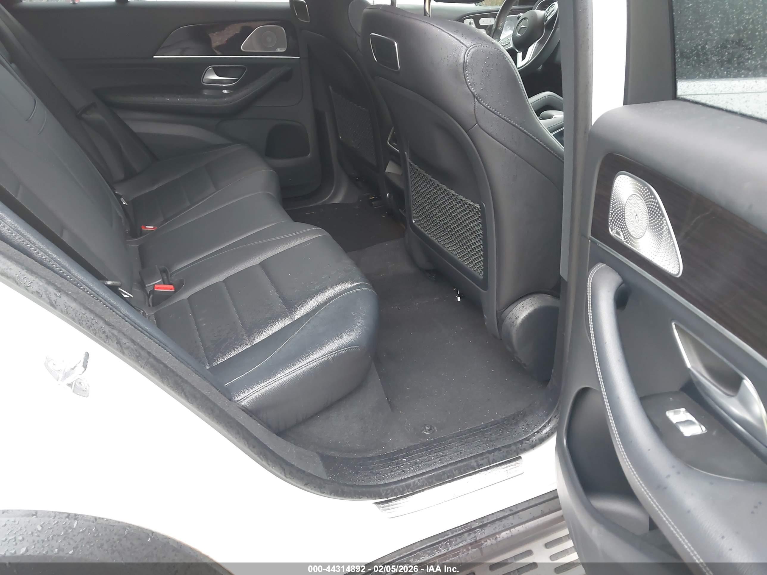 MERCEDES-BENZ GLE image 8