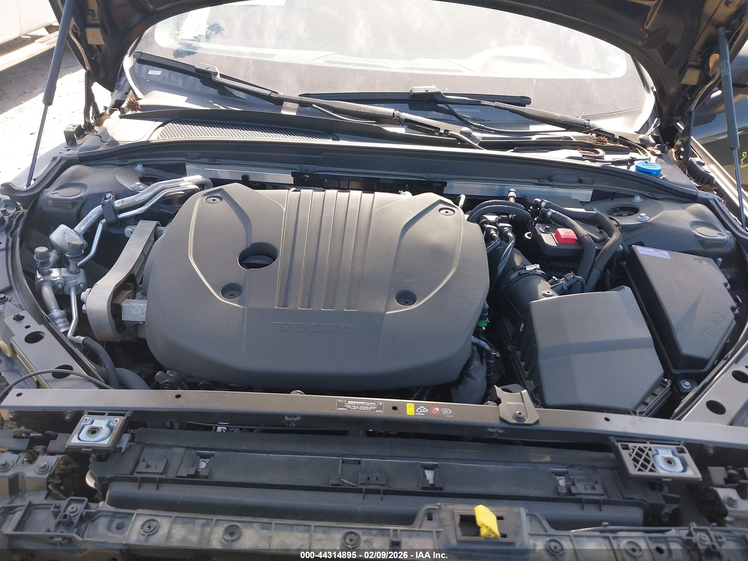 VOLVO S60 image 10