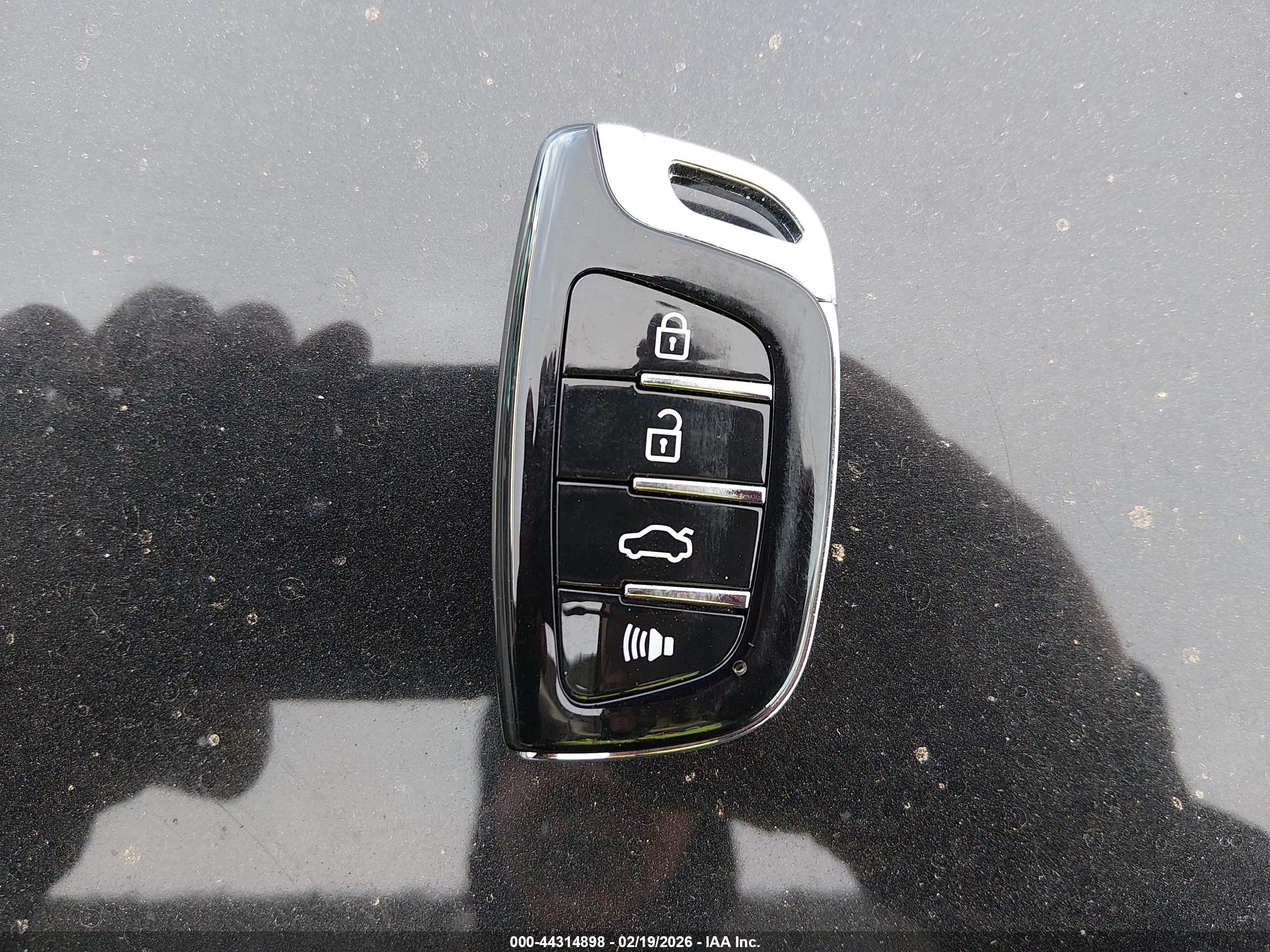 NISSAN MURANO image 11