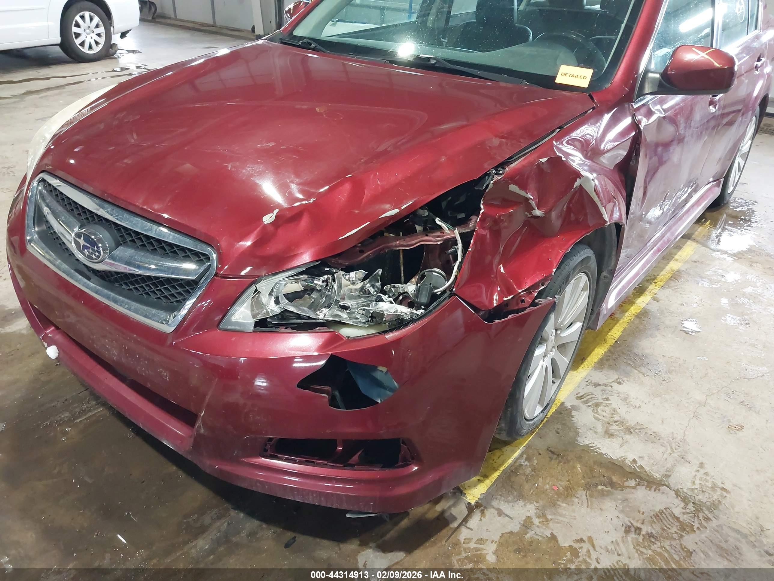 SUBARU LEGACY image 6