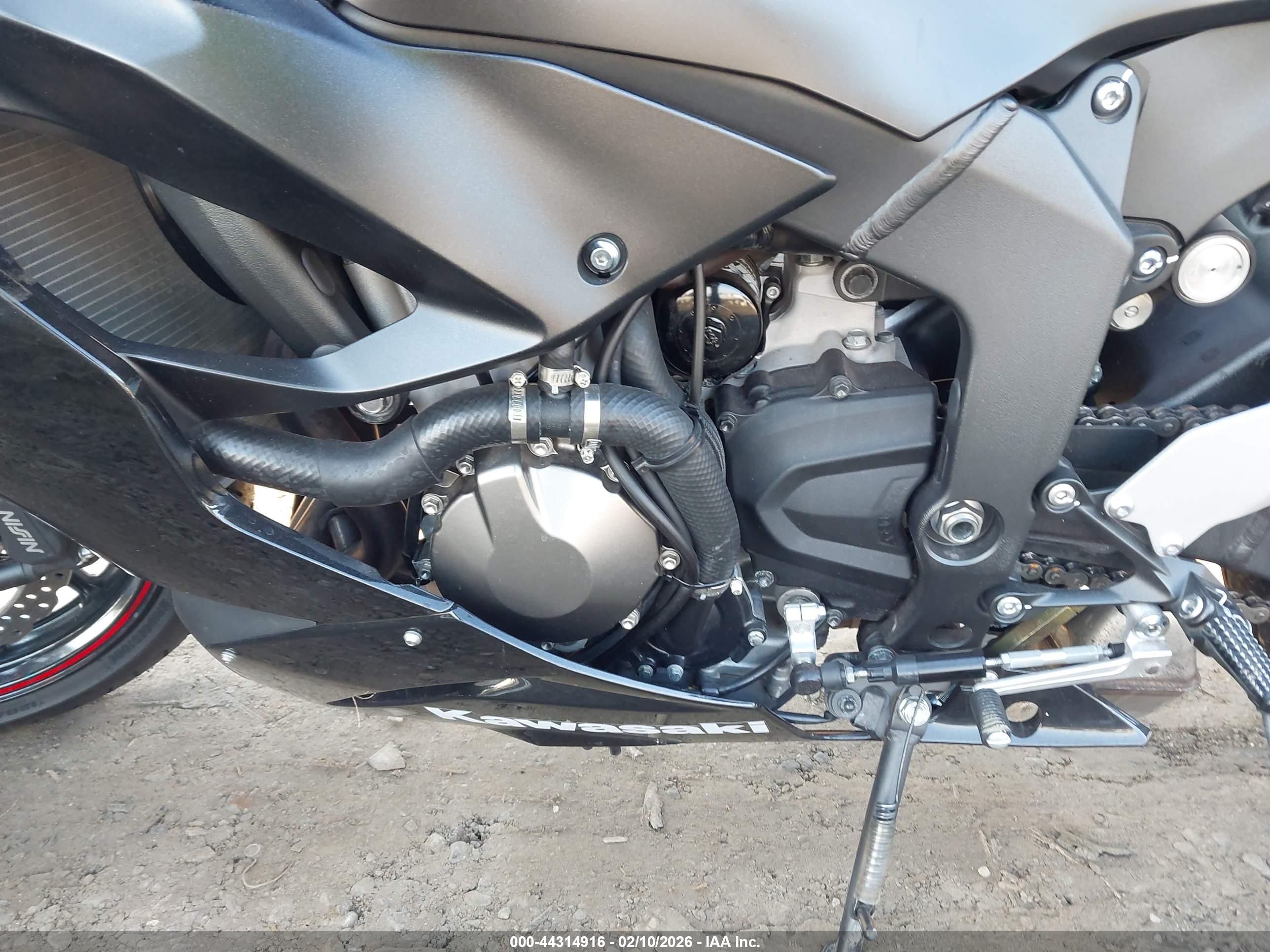 KAWASAKI ZX636 image 9
