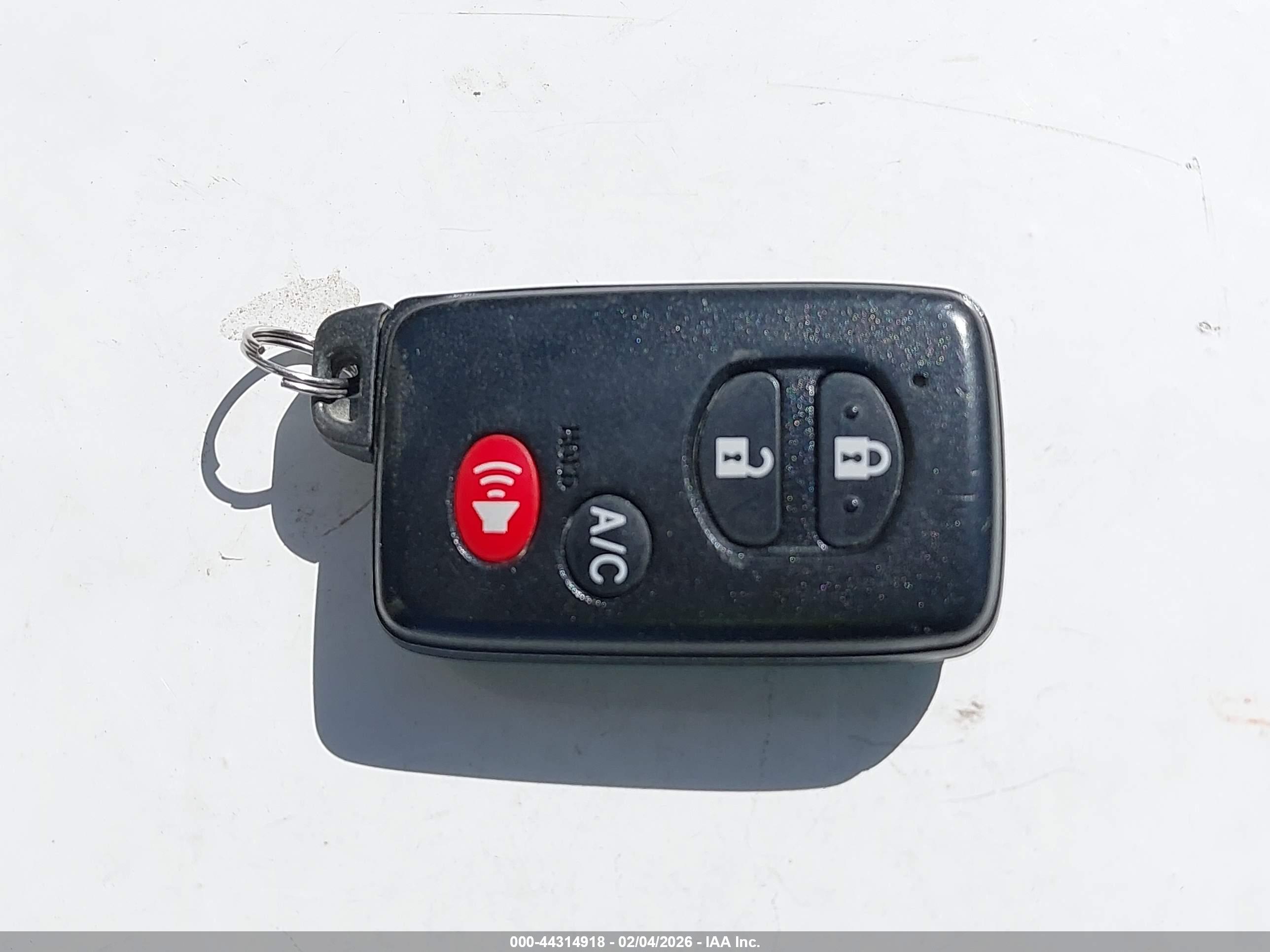 TOYOTA PRIUS image 11