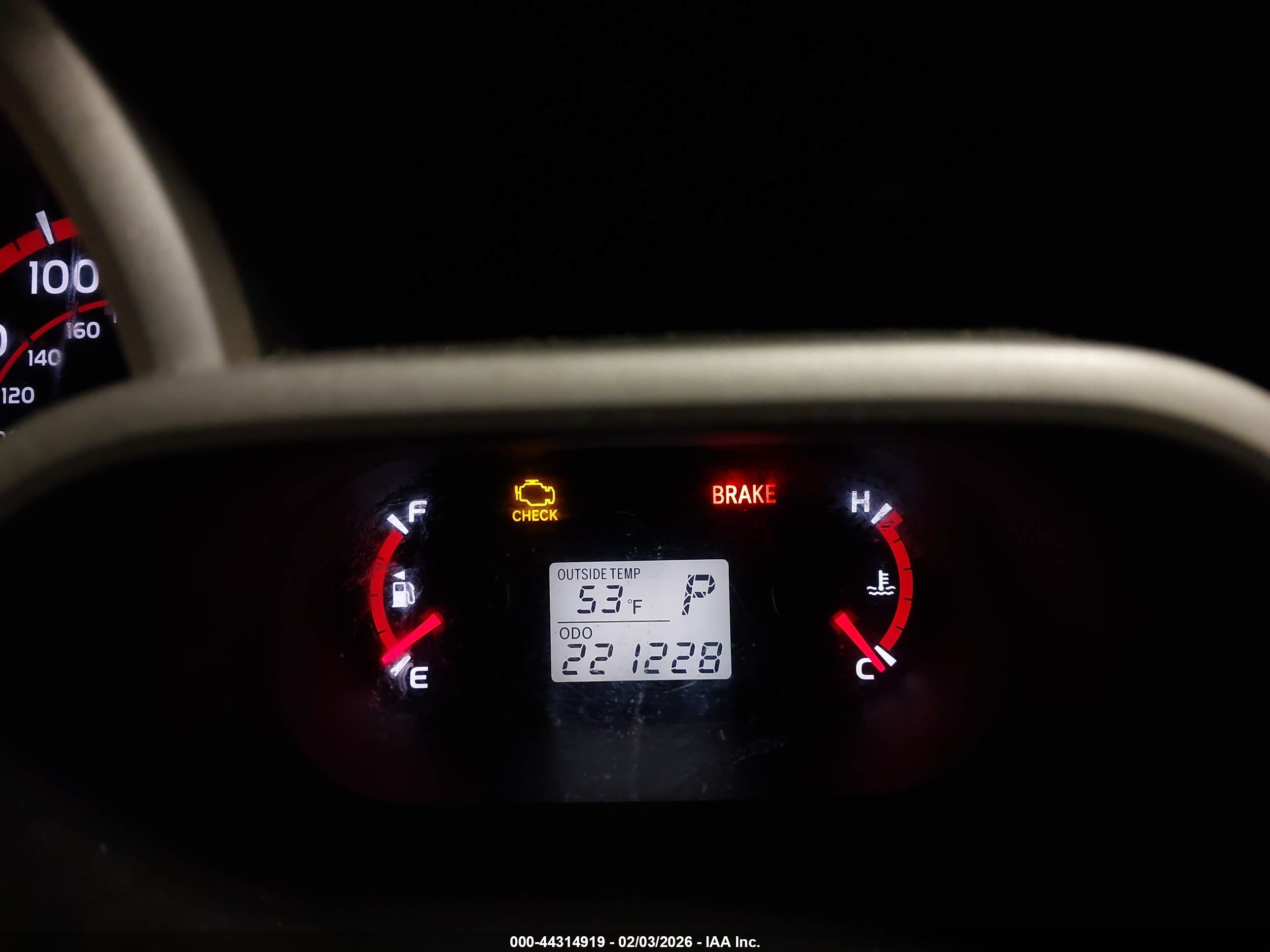 PONTIAC VIBE image 7
