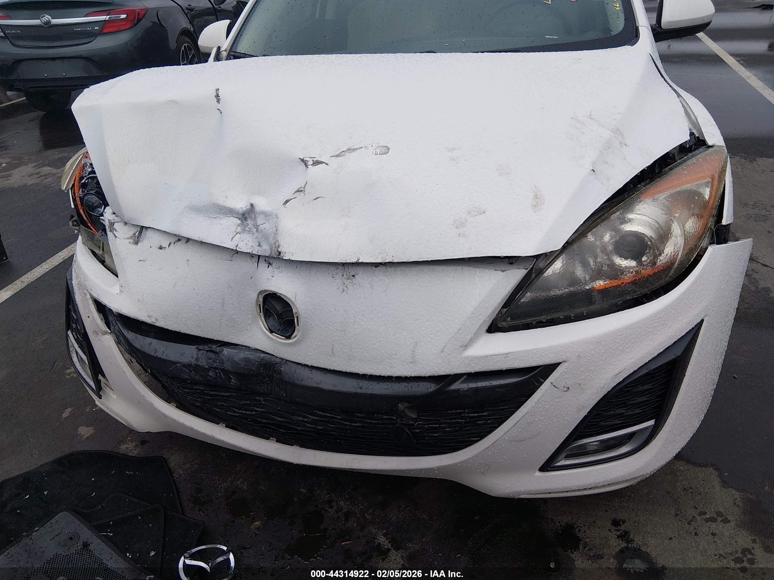 MAZDA MAZDA3 image 6