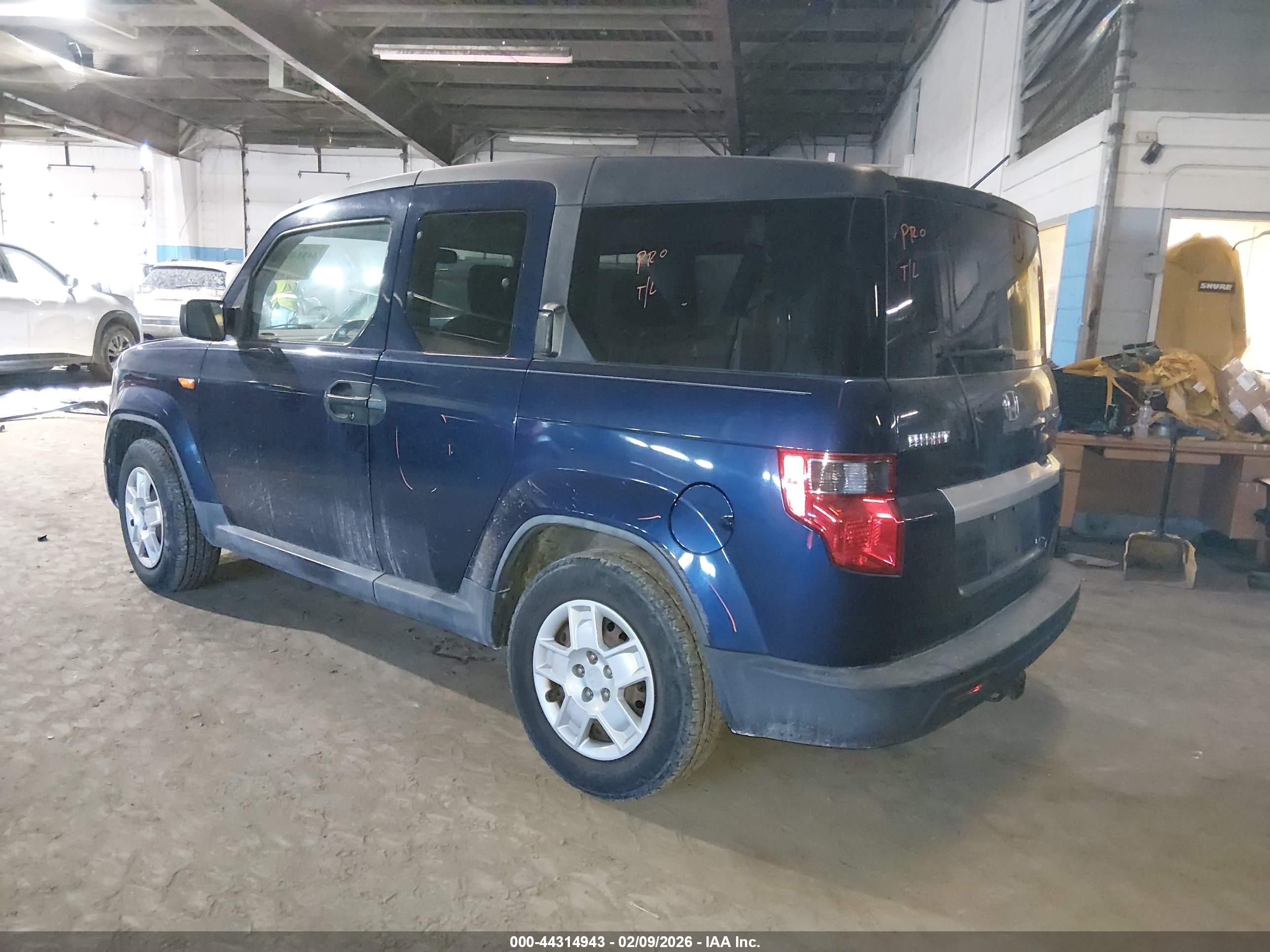 HONDA ELEMENT image 3