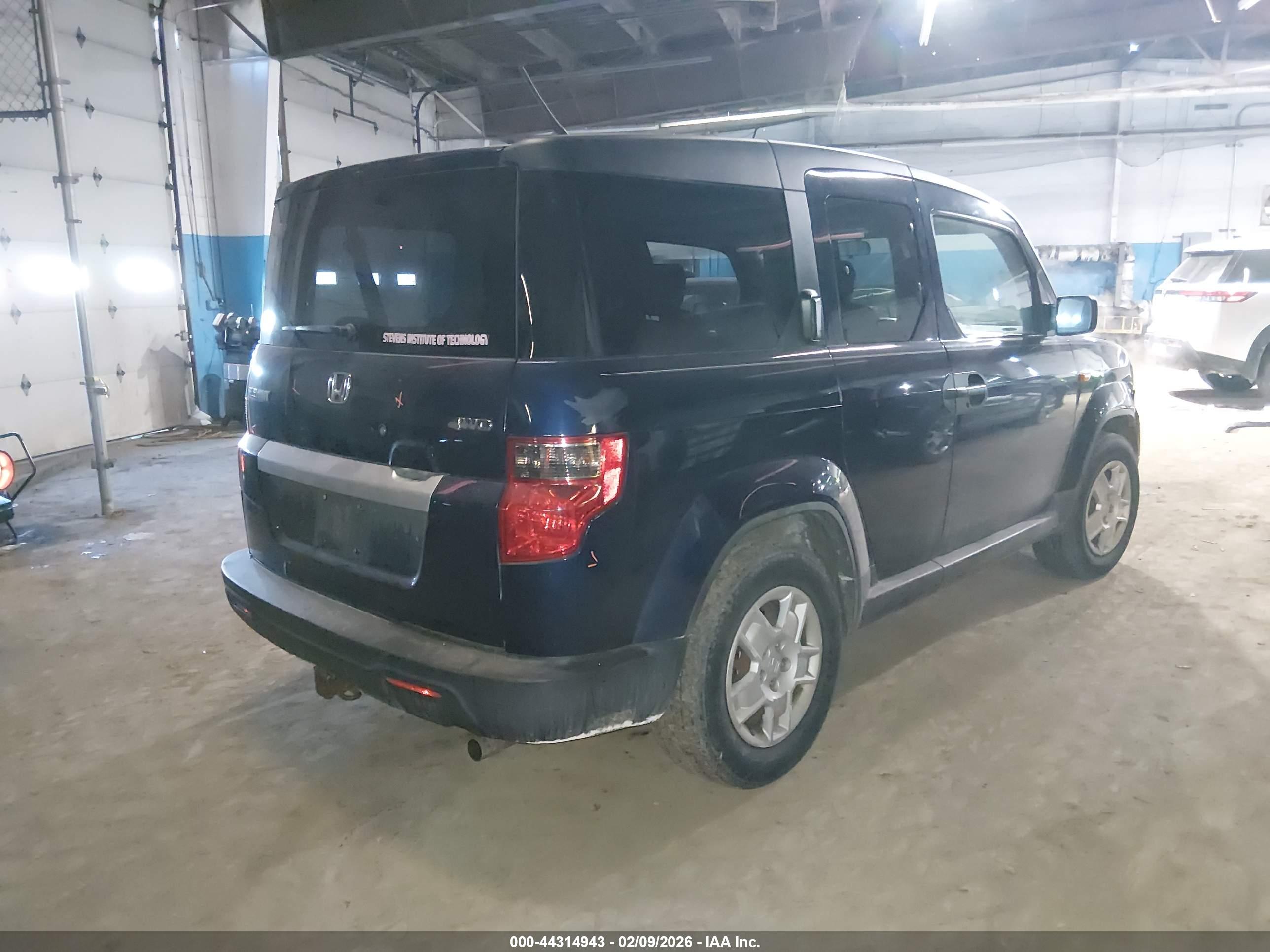 HONDA ELEMENT image 4