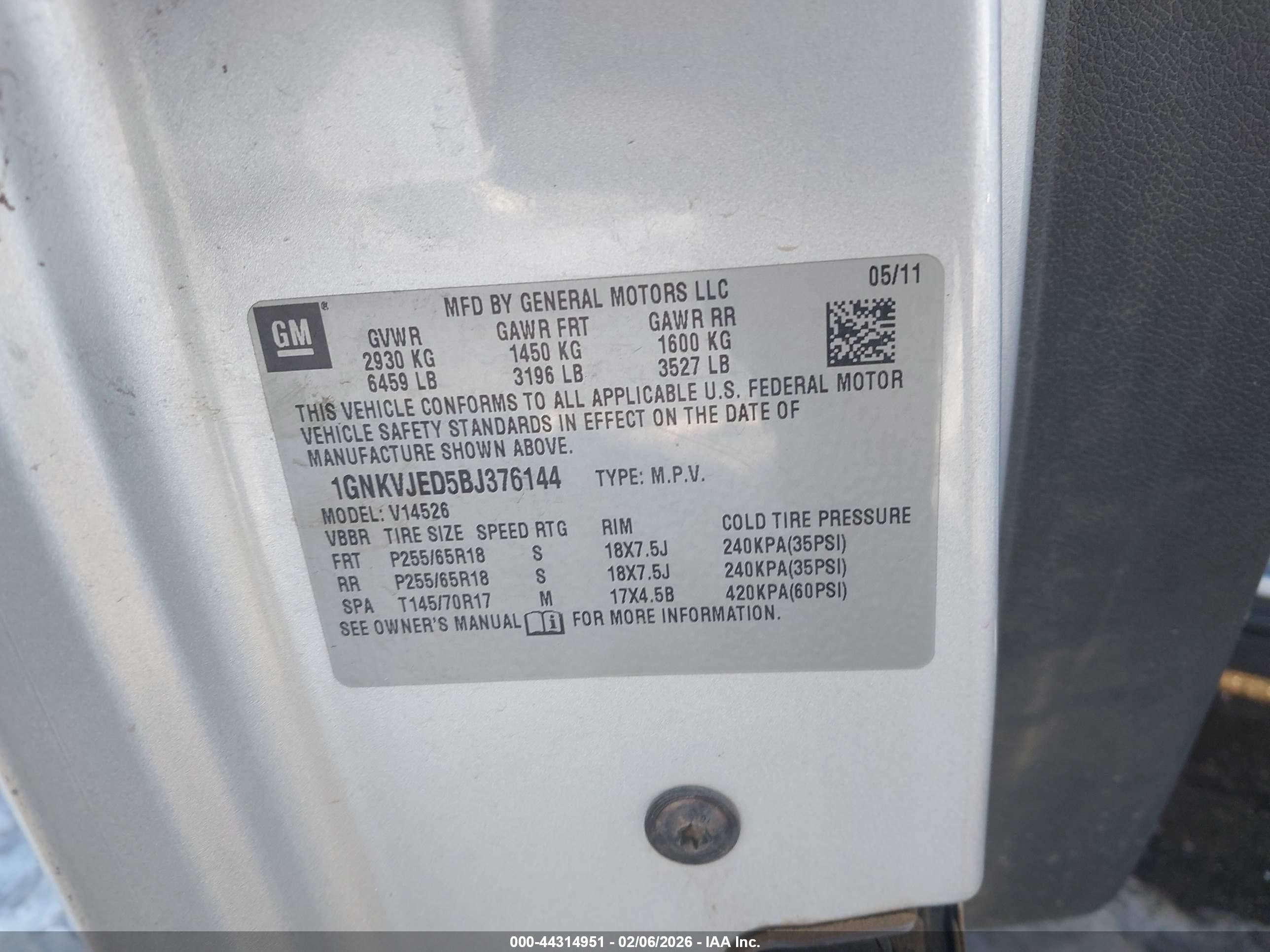 CHEVROLET TRAVERSE image 9