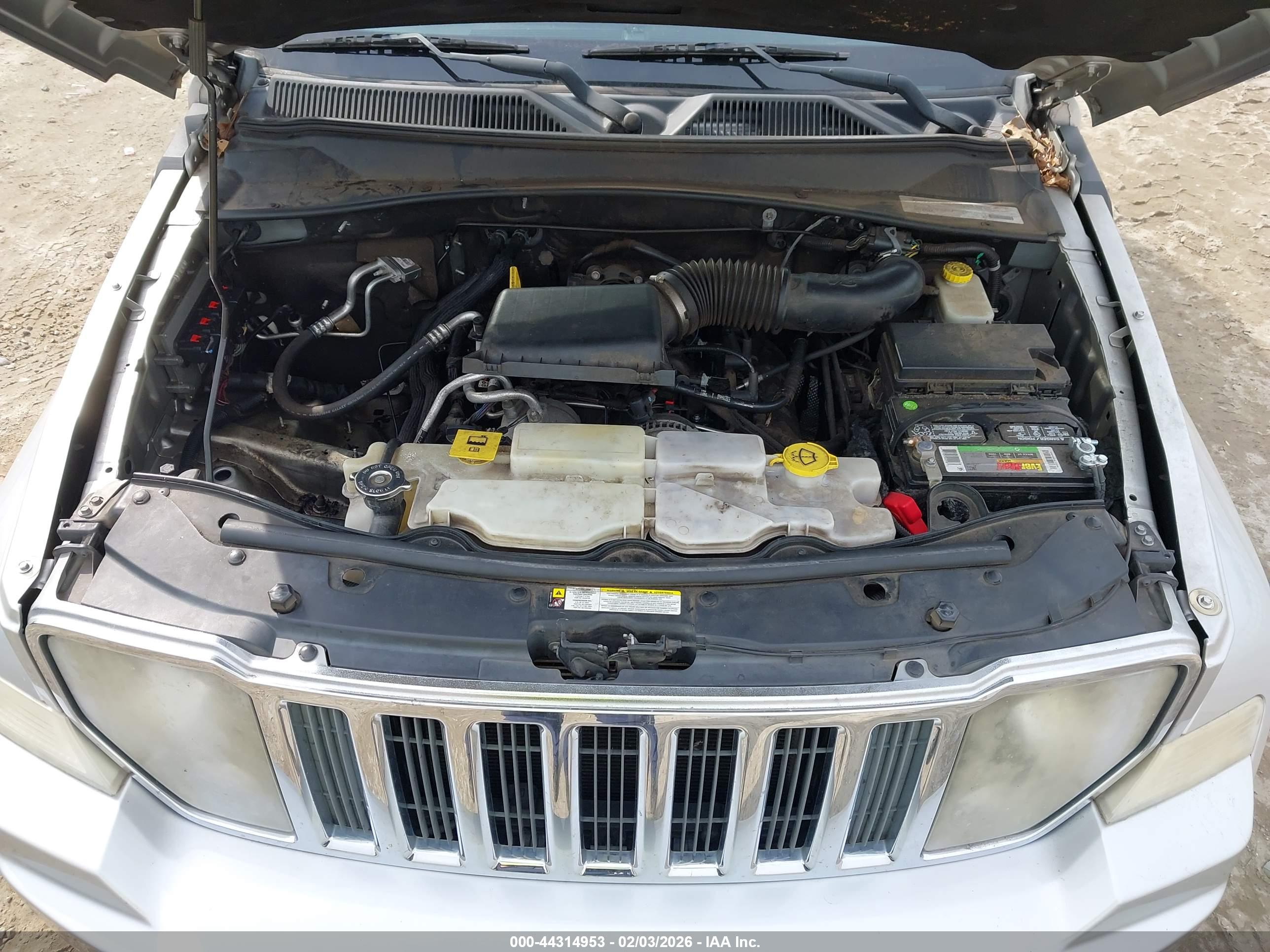 JEEP LIBERTY image 10