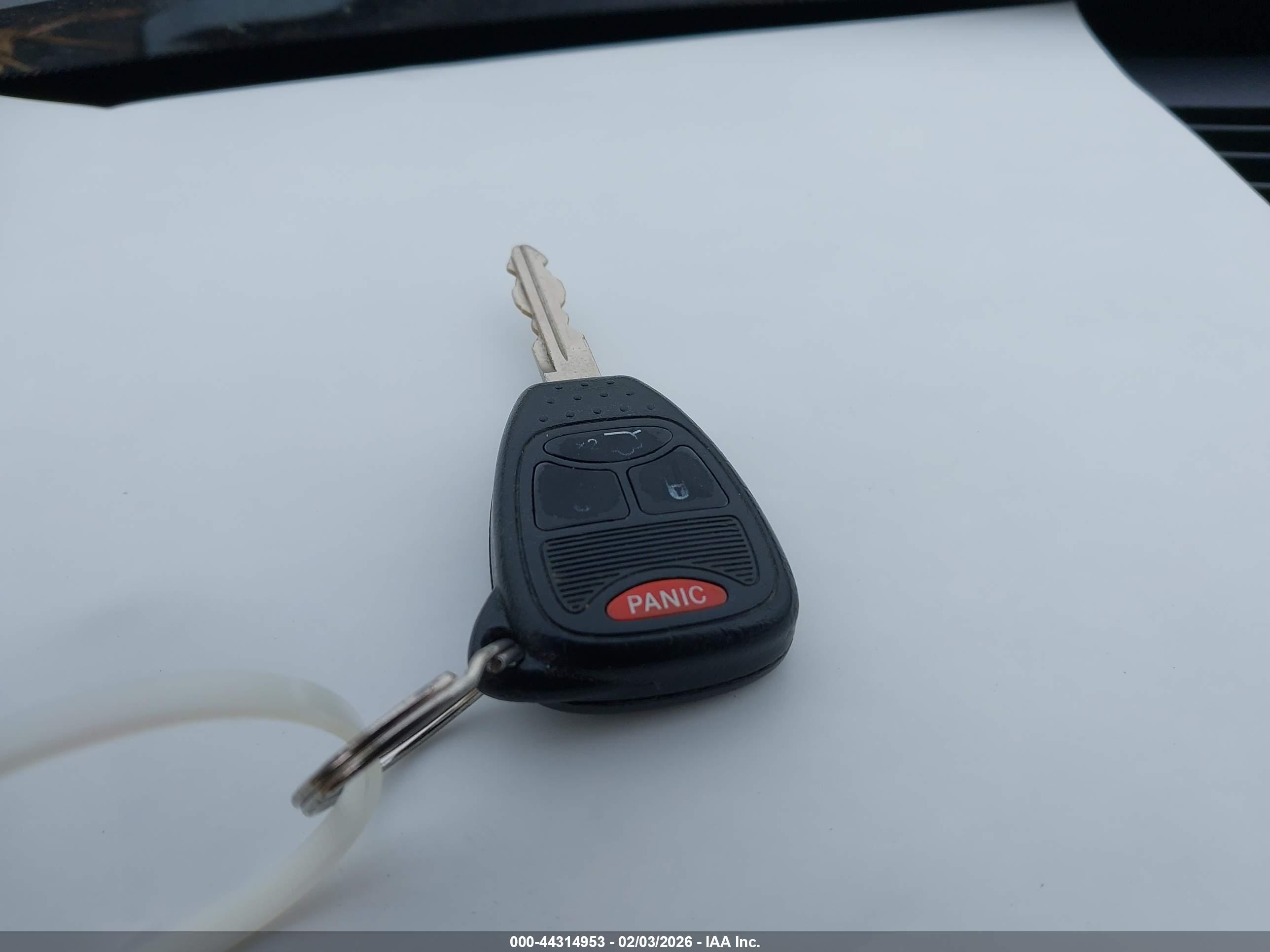JEEP LIBERTY image 11