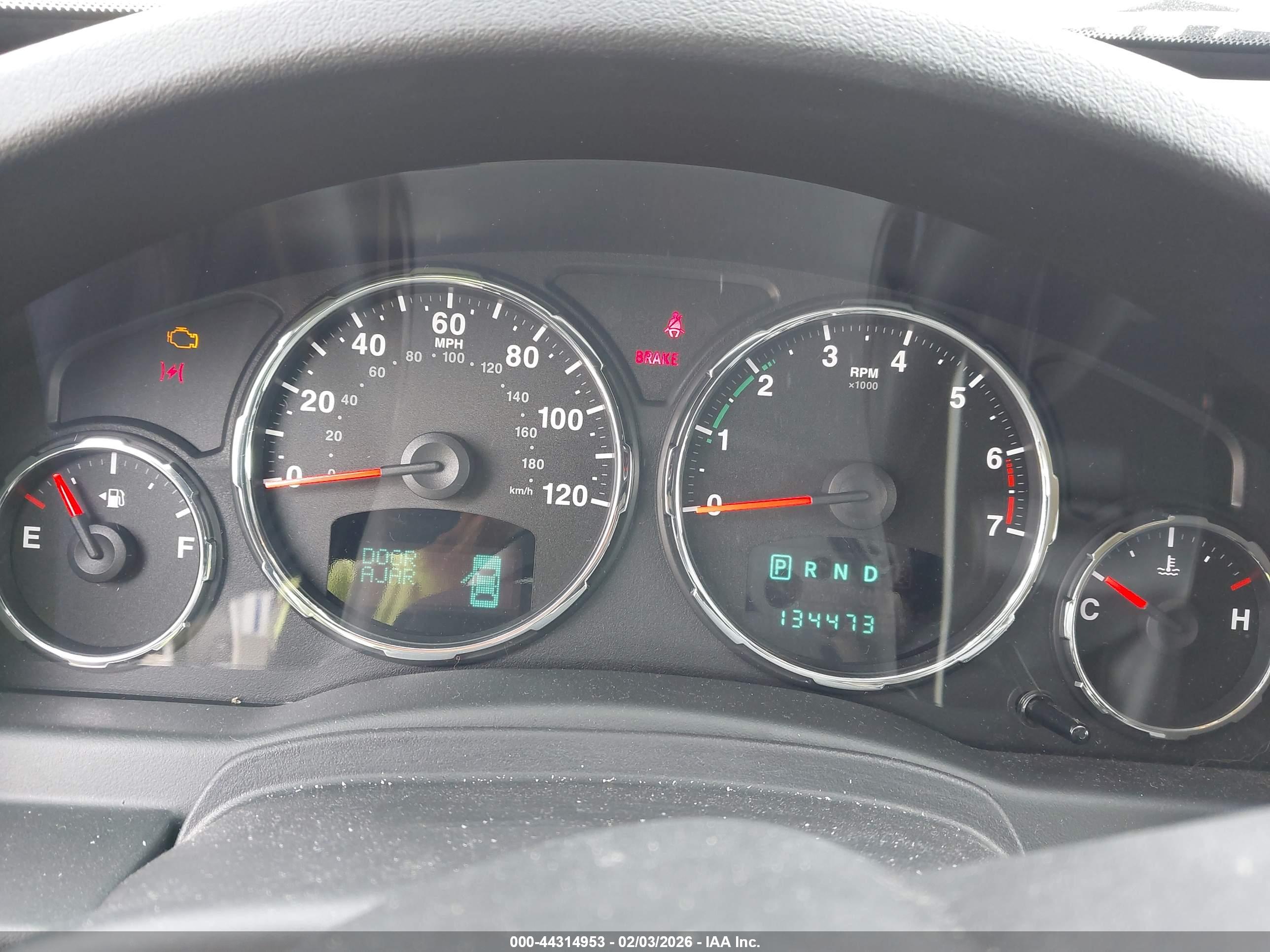 JEEP LIBERTY image 7
