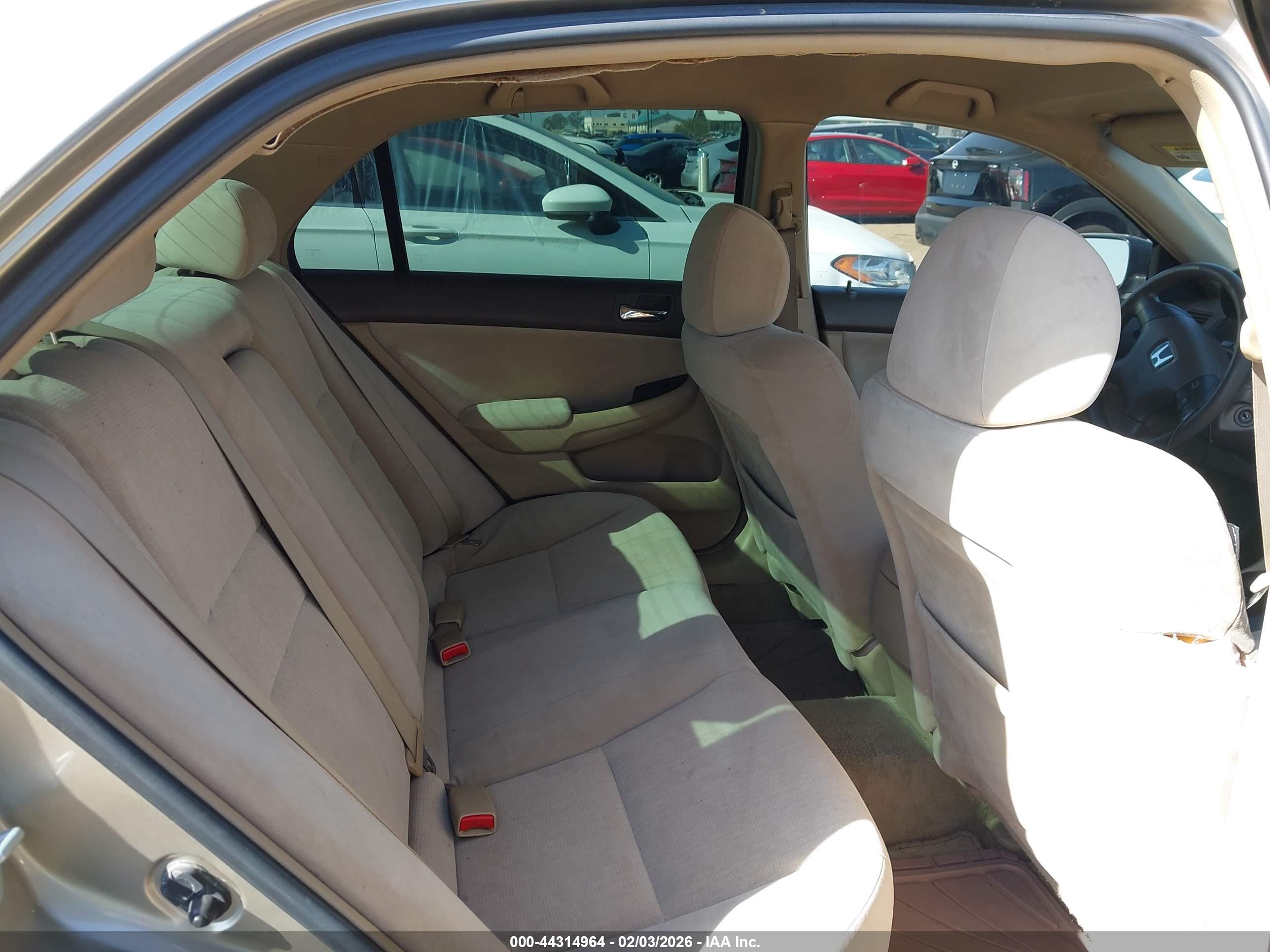 HONDA ACCORD image 8
