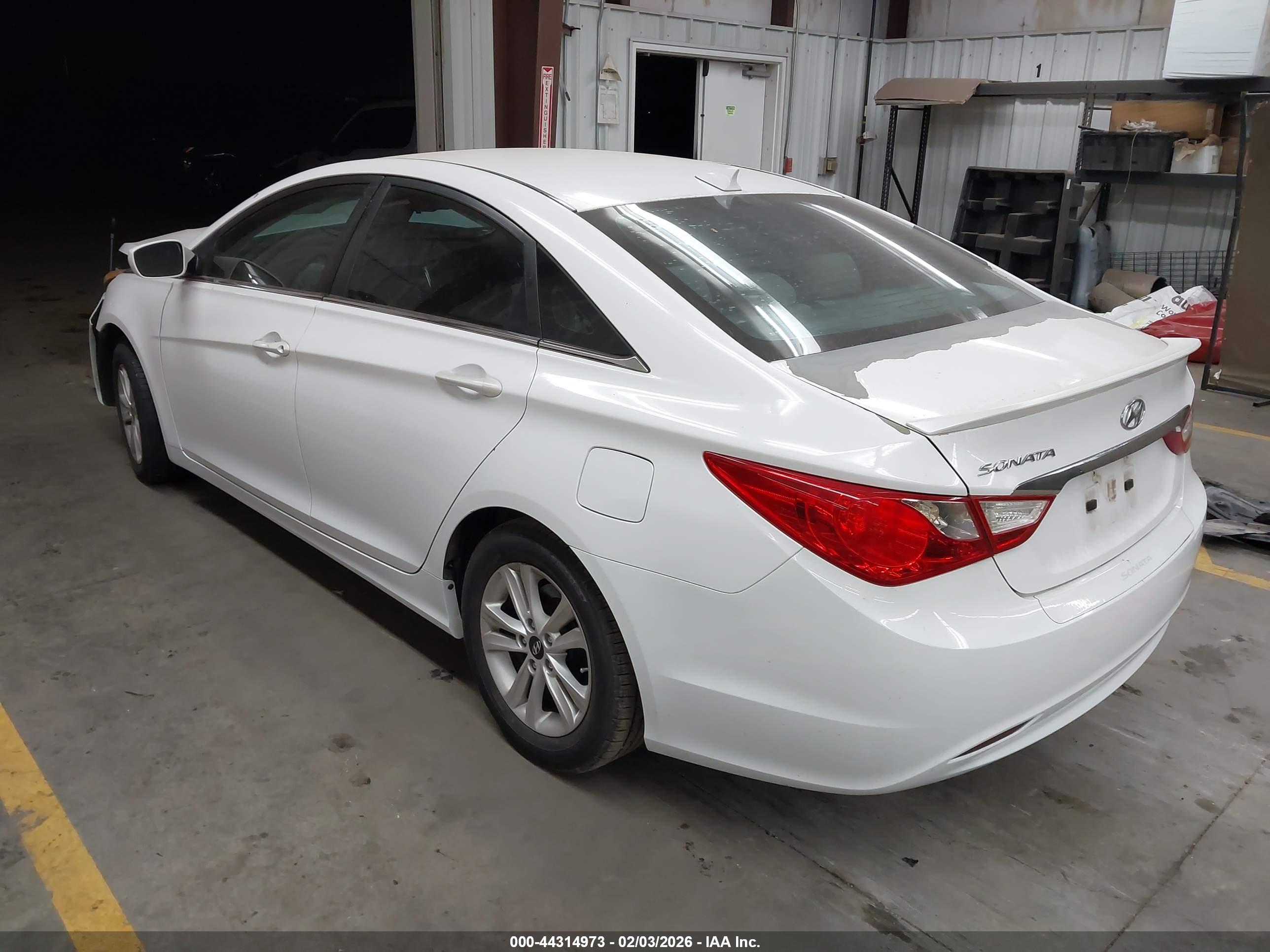 HYUNDAI SONATA image 3