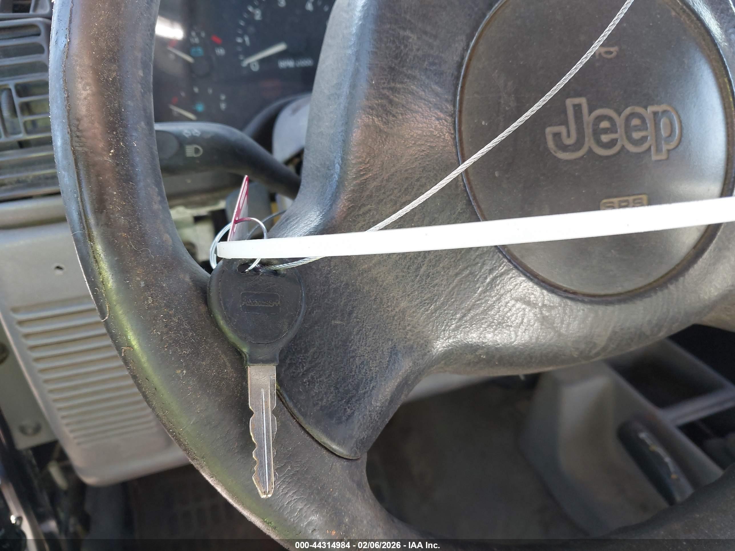 JEEP WRANGLER image 11