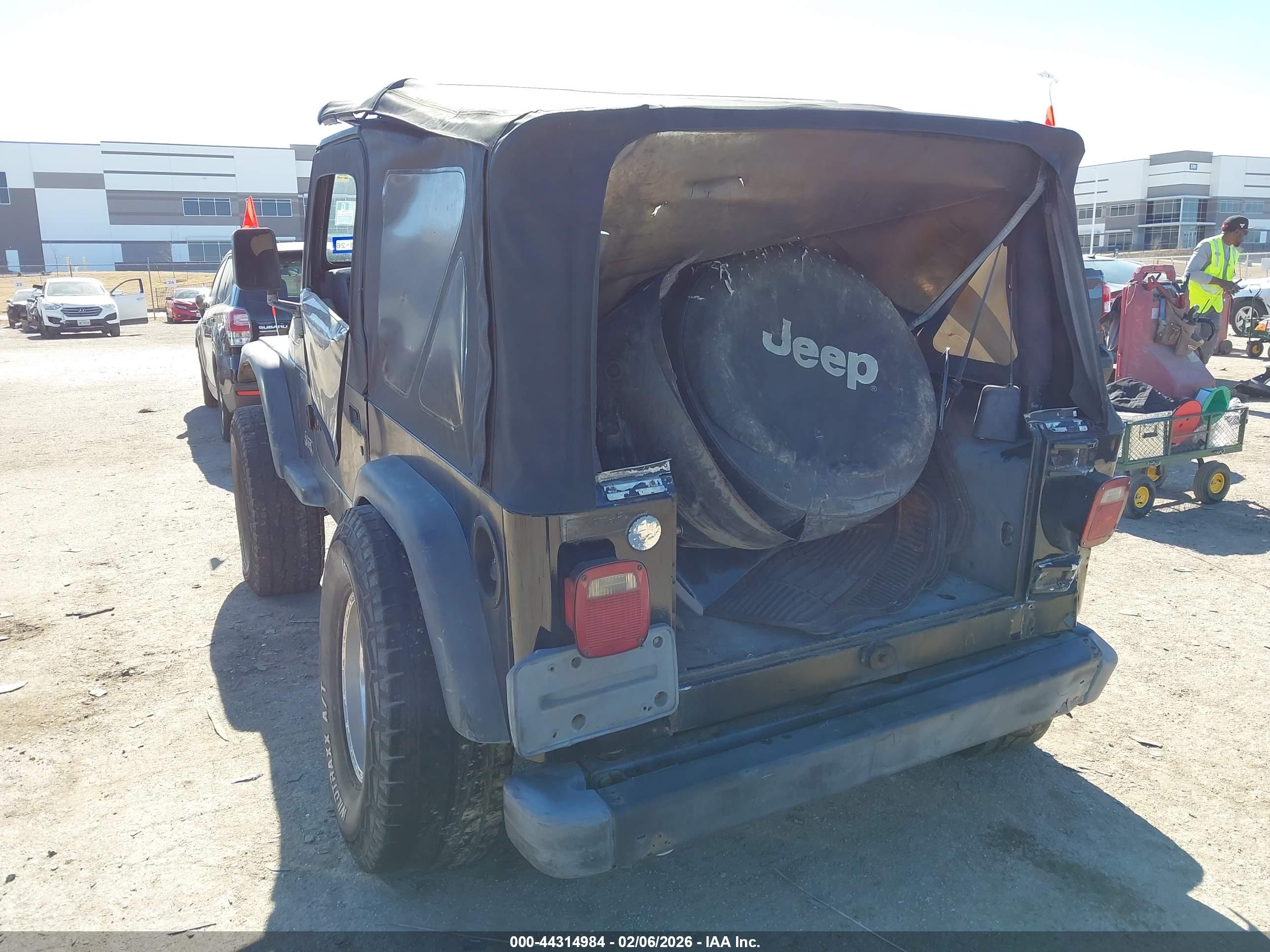 JEEP WRANGLER image 3