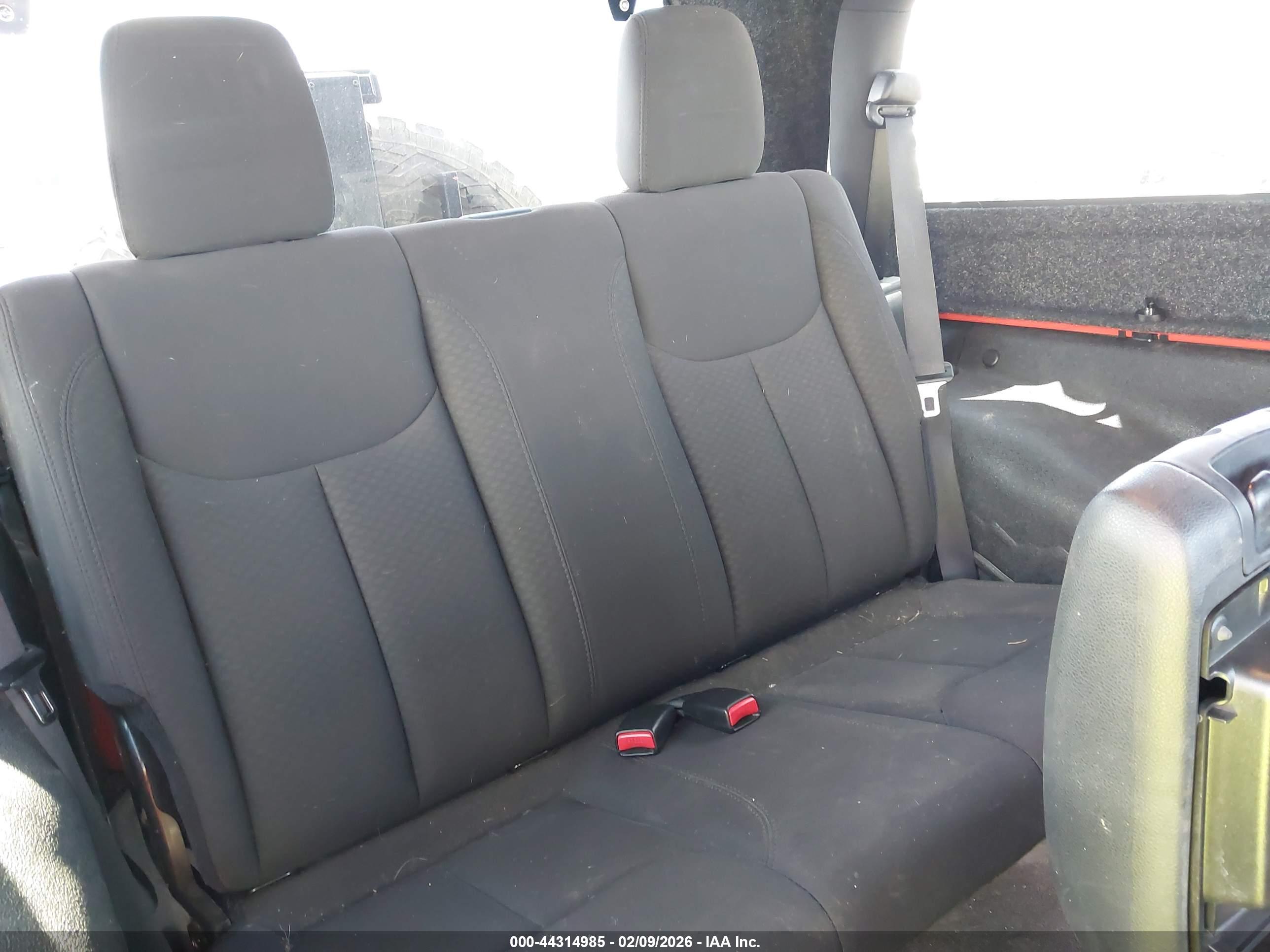 JEEP WRANGLER image 8
