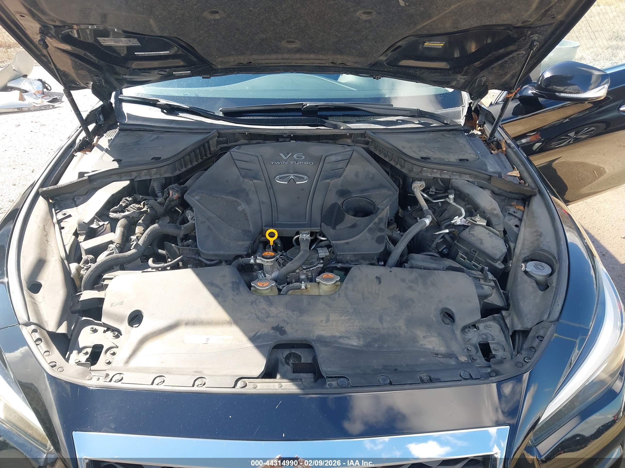 INFINITI Q50 image 10