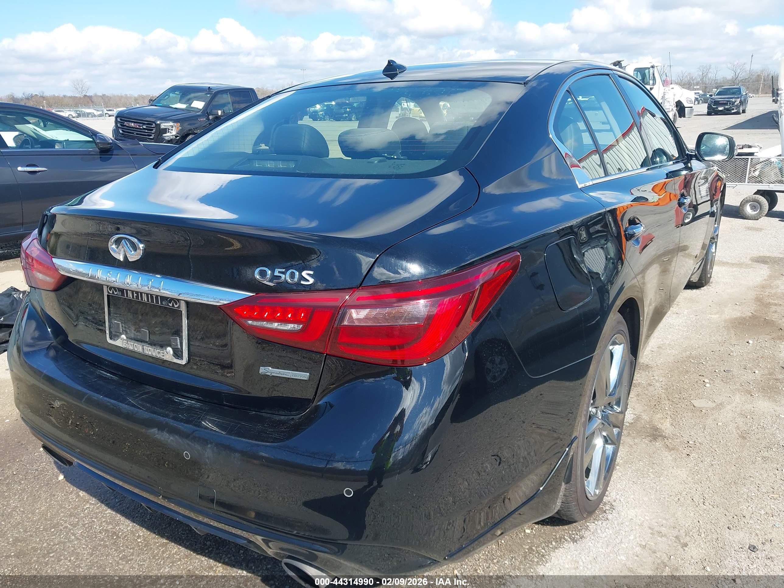 INFINITI Q50 image 4