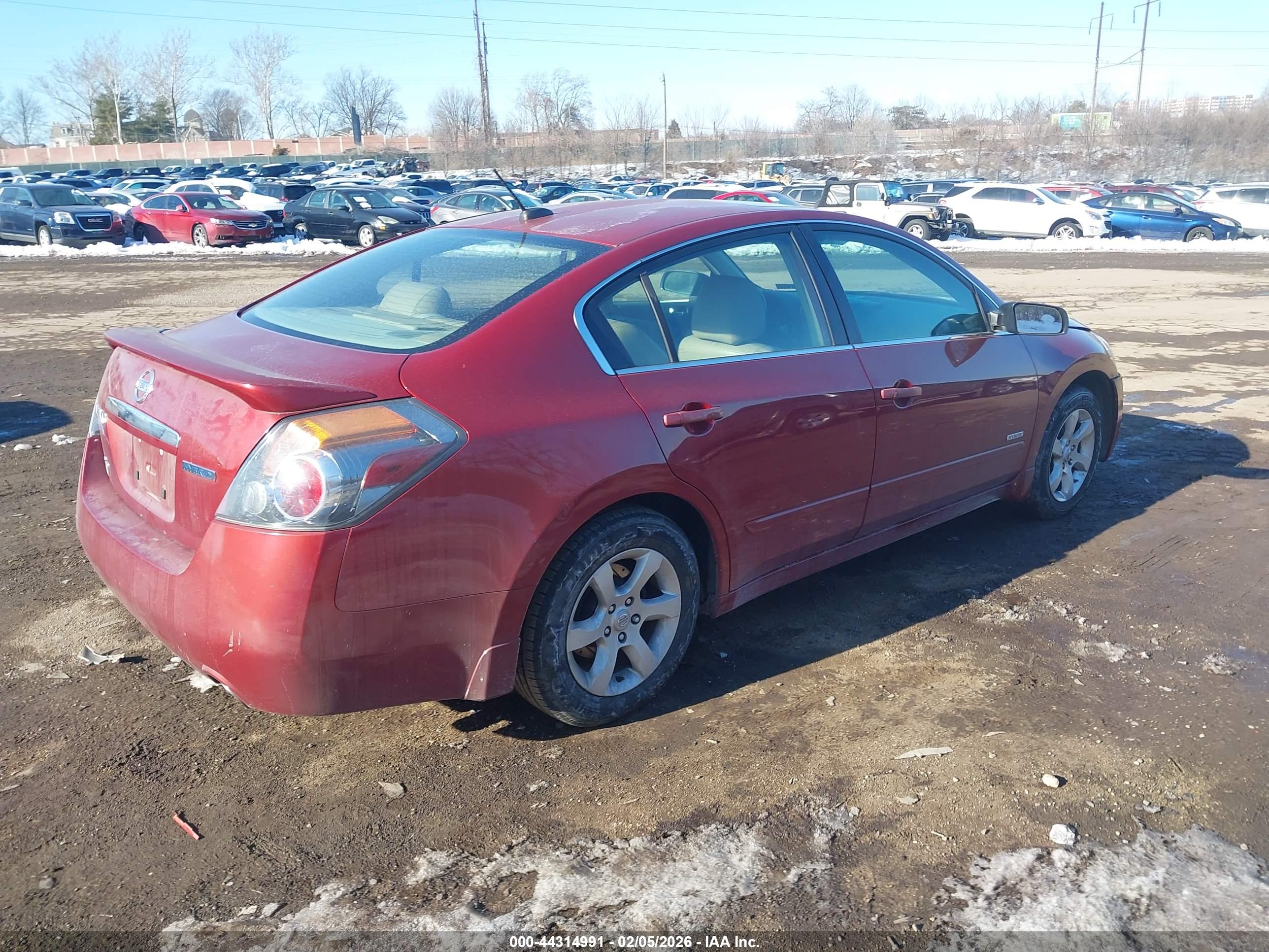 NISSAN ALTIMA image 4
