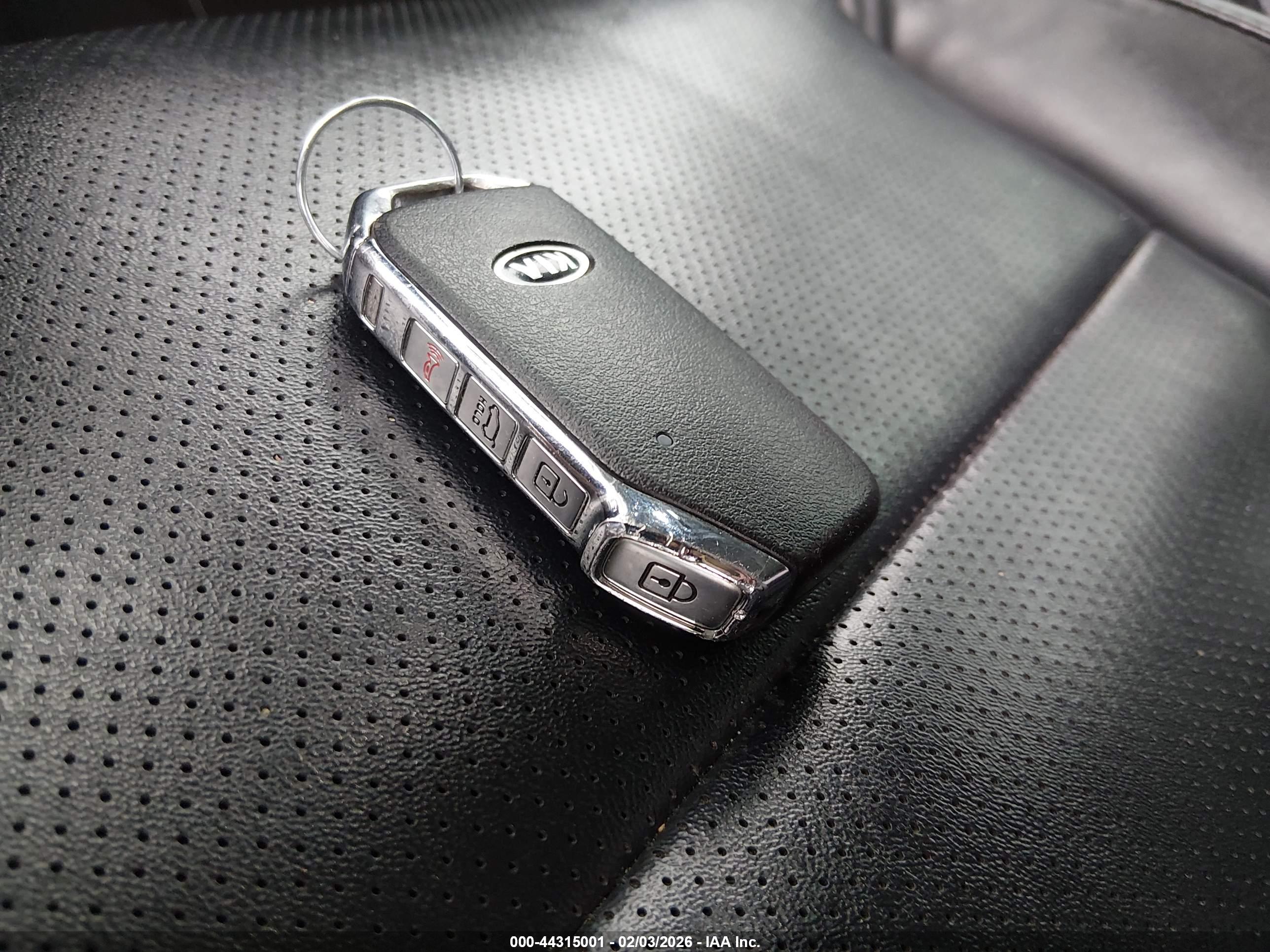KIA TELLURIDE image 11