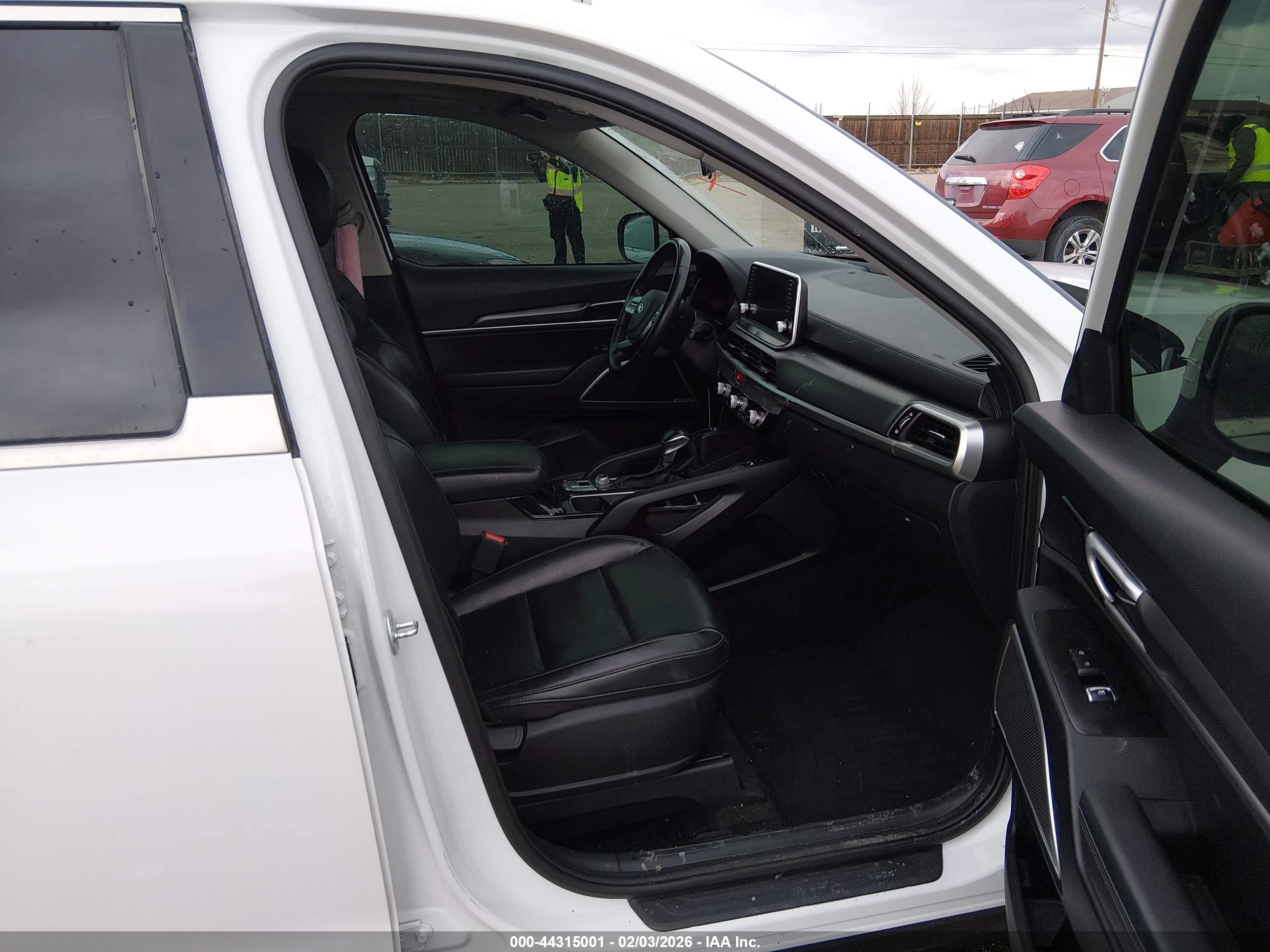 KIA TELLURIDE image 5