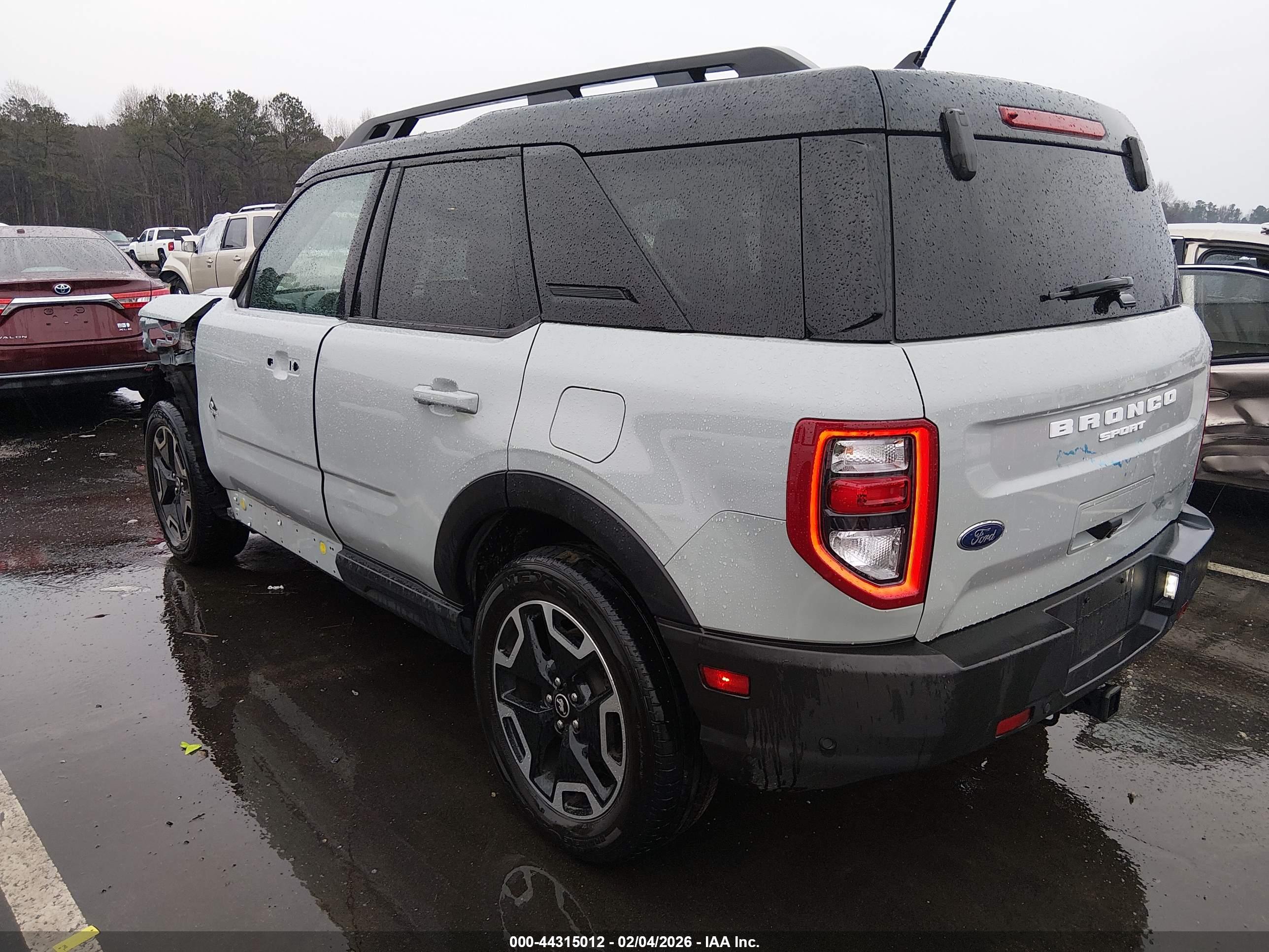 FORD BRONCO image 3