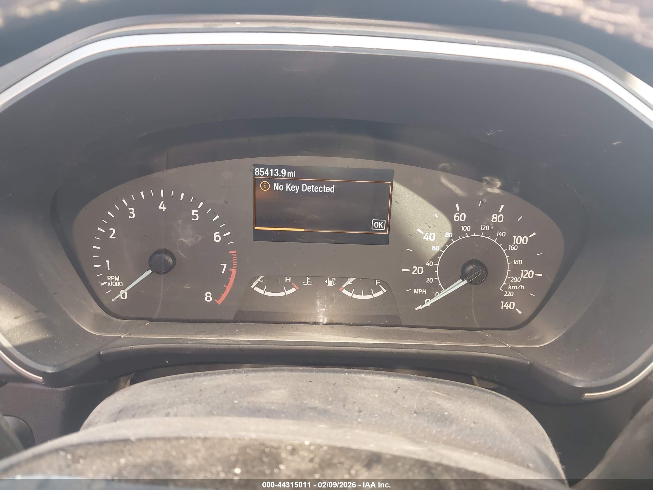 FORD ESCAPE image 7