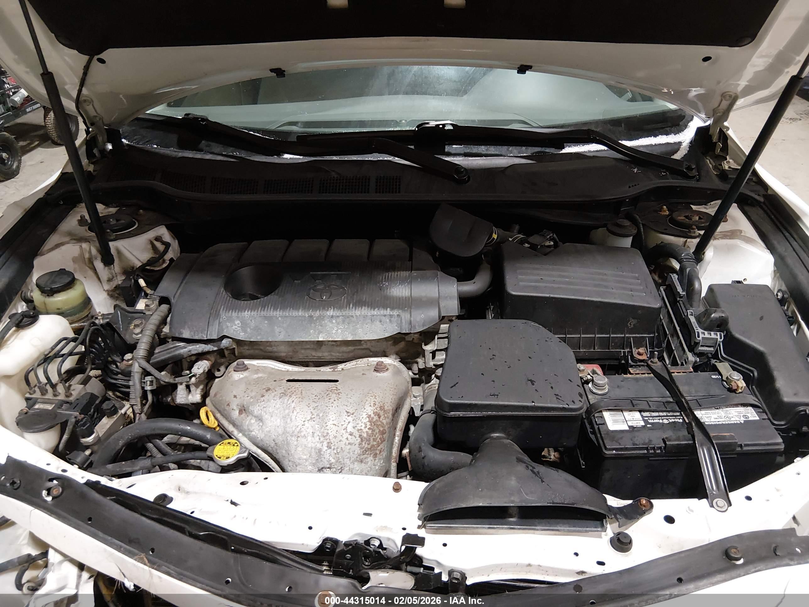 TOYOTA CAMRY image 10
